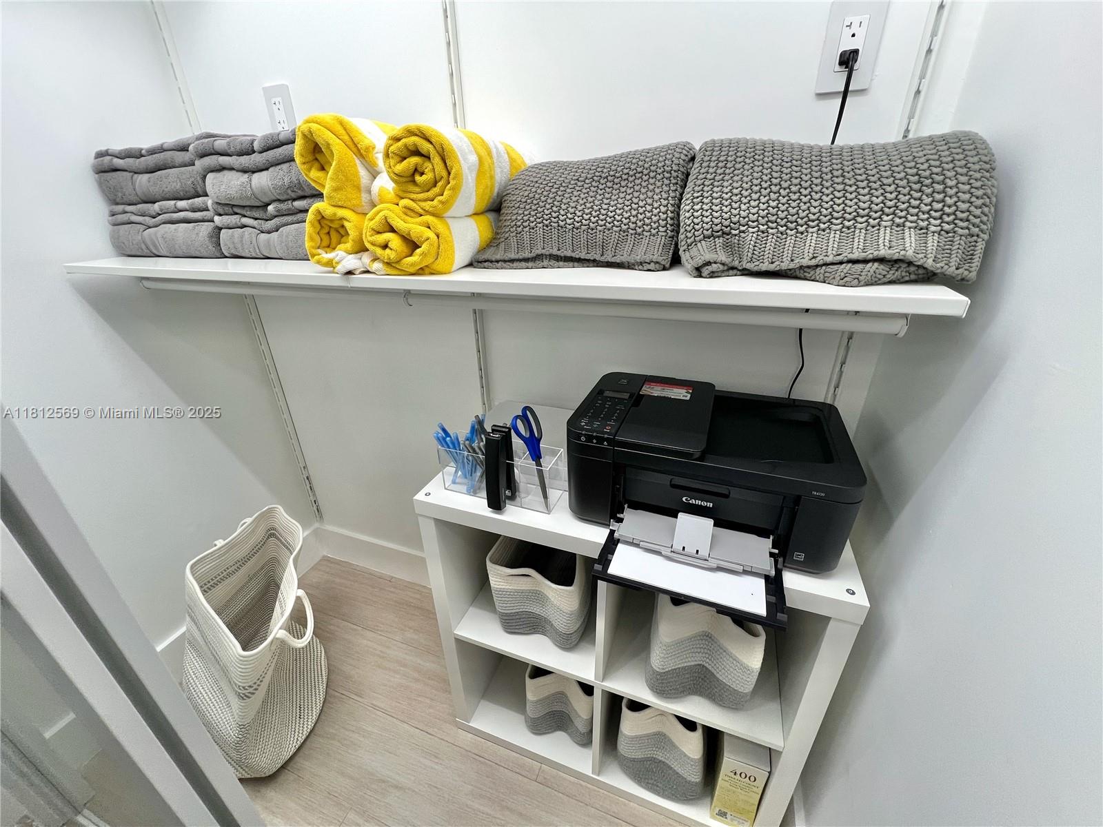 MYRA DELLS SUB - Residential