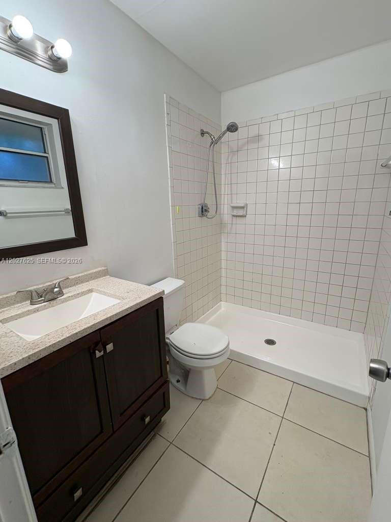 BELLA GRAND CONDO - Residential