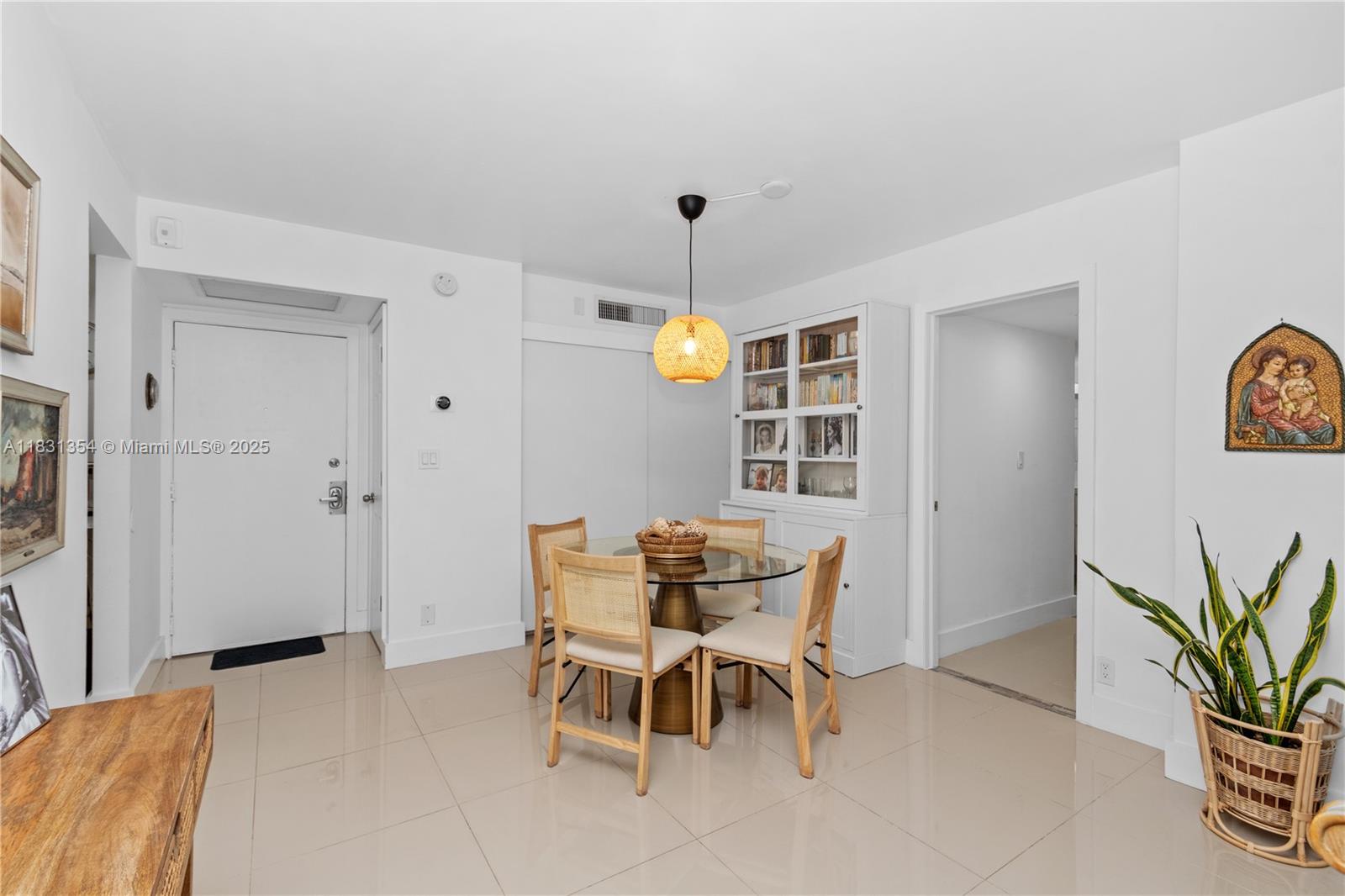 3301 N Country Club Dr 607