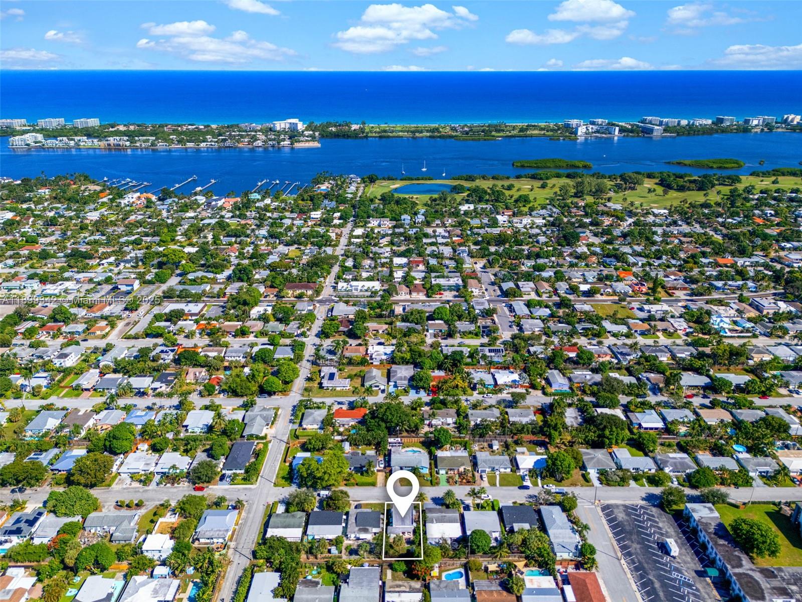 NORTH LAKE WORTH - Residential
