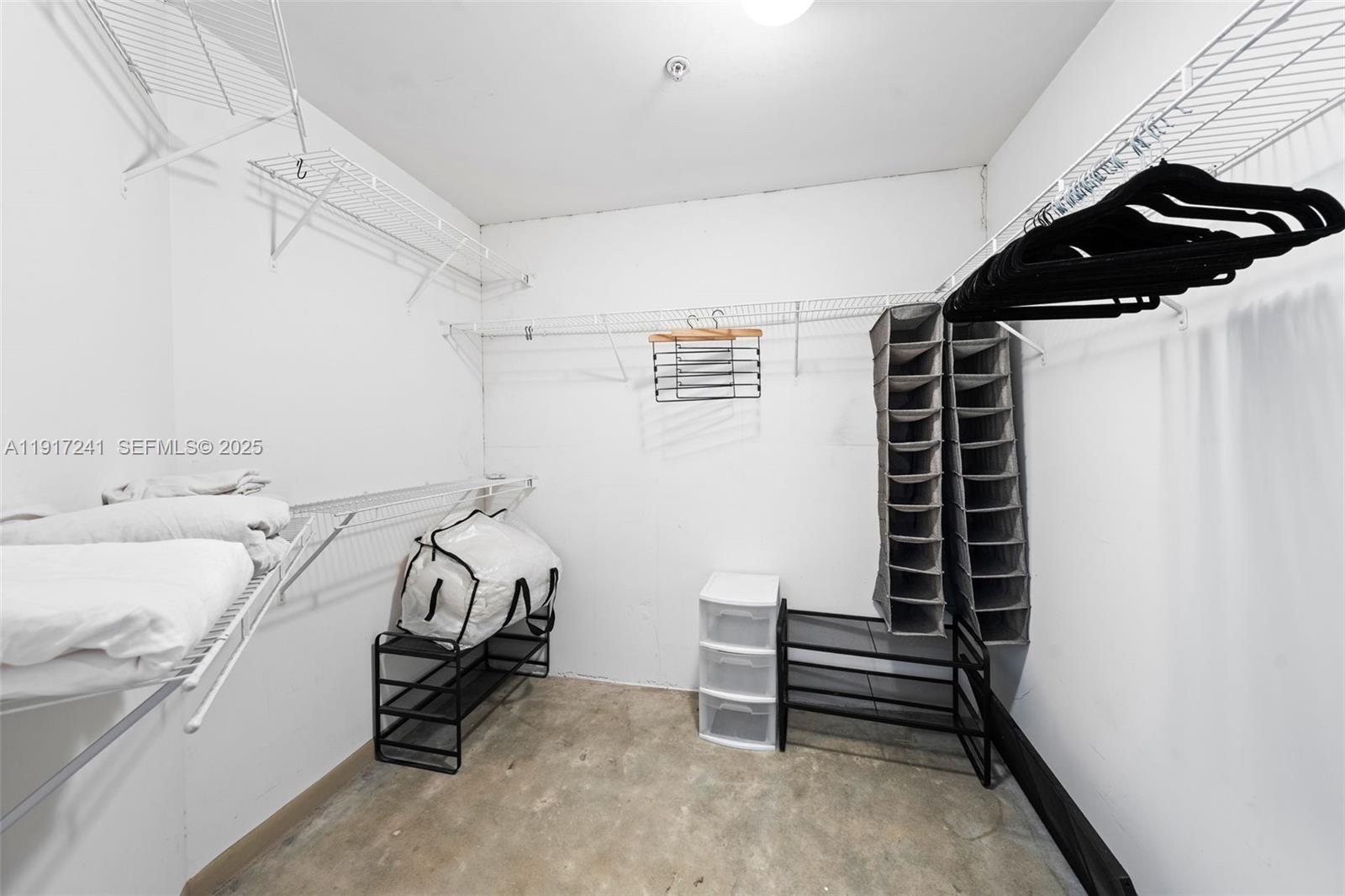 CITE CONDO - Residential