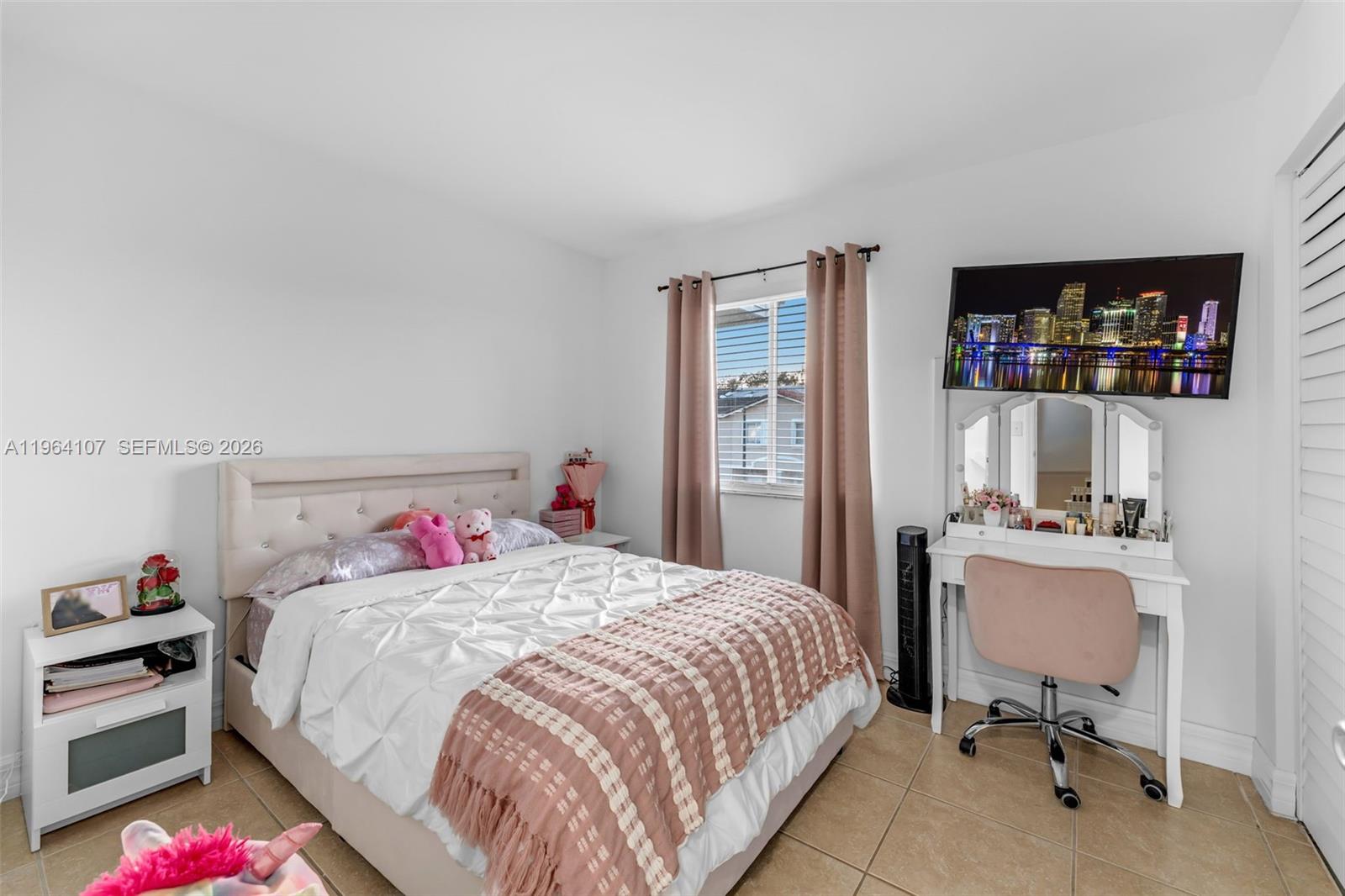 WEITZER SERENA LAKES - Residential