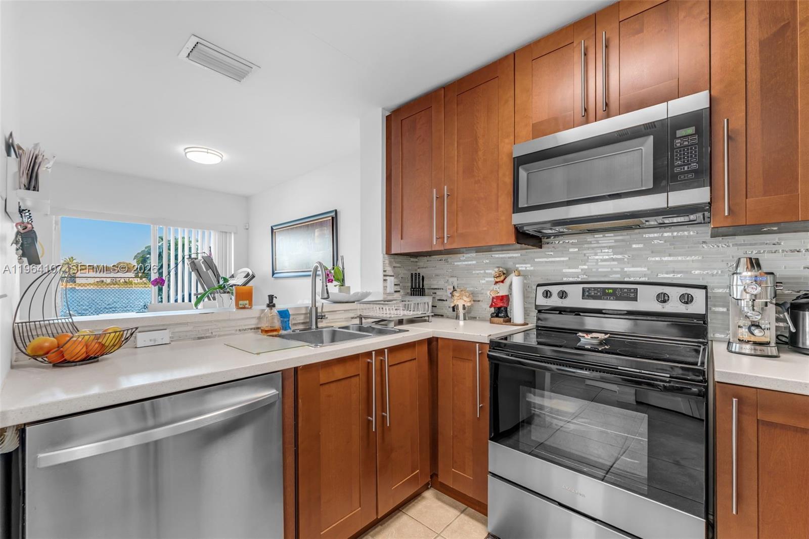 WEITZER SERENA LAKES - Residential