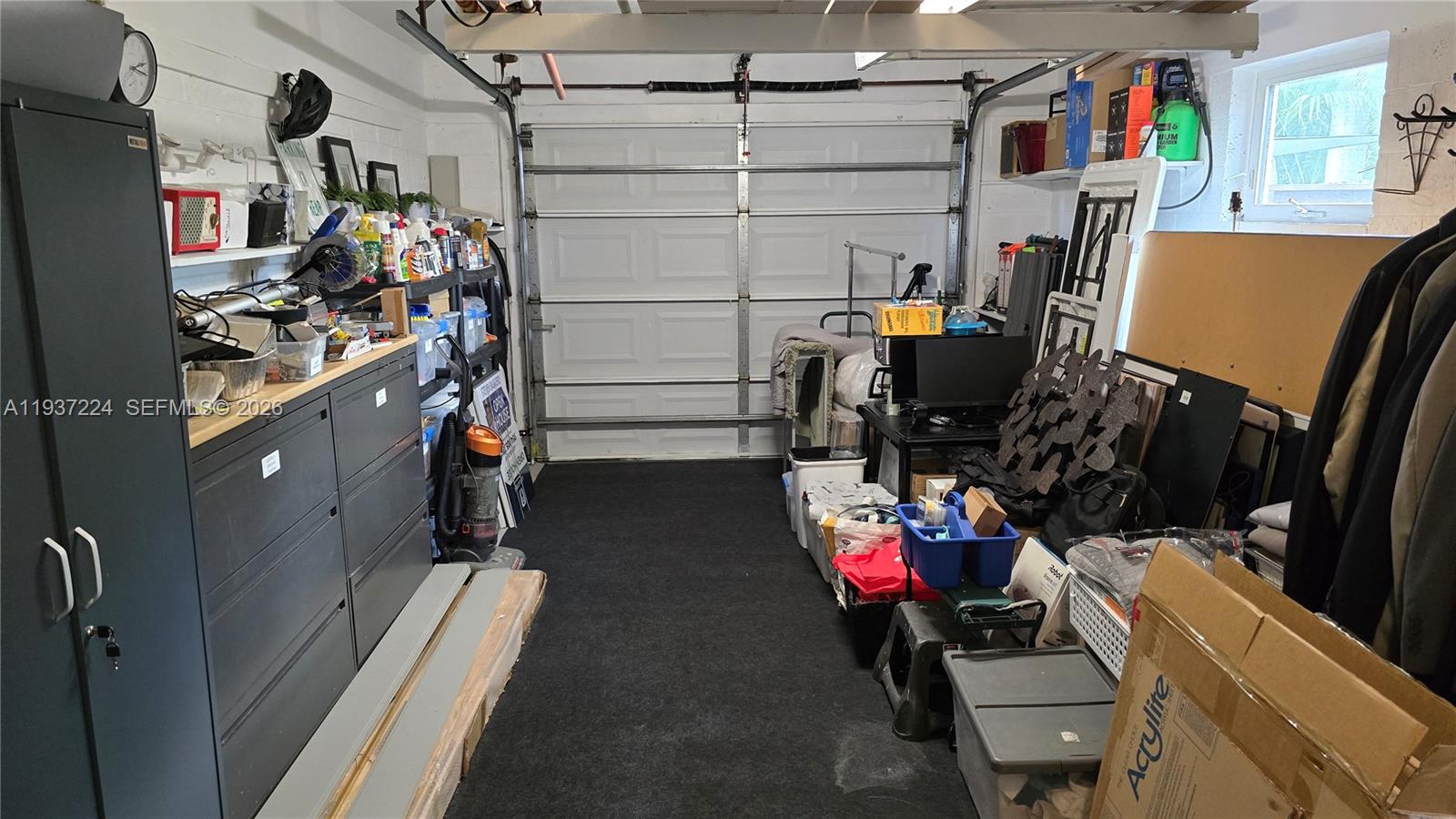 HOLLYWOOD LAKES SECTION - Residential