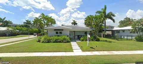 800 Polk St Hollywood FL 33019