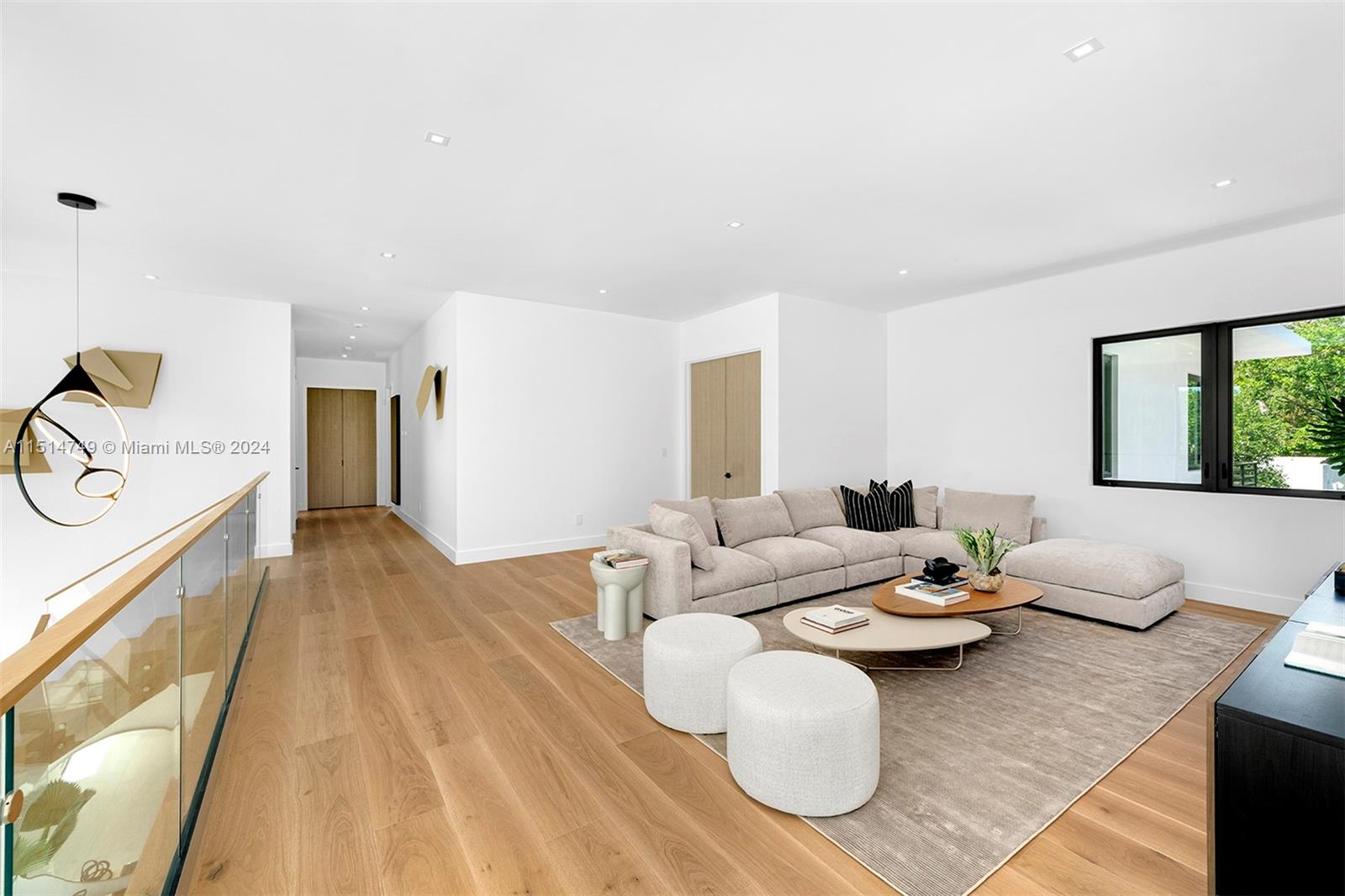 PINE ACRES ESTS - Residential