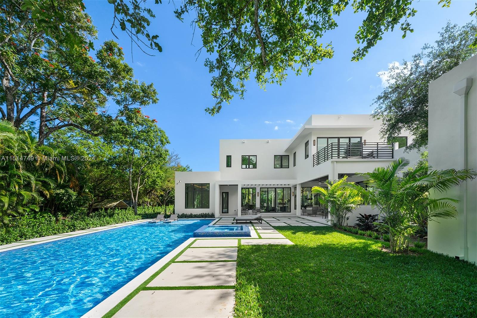 PINE ACRES ESTS - Residential