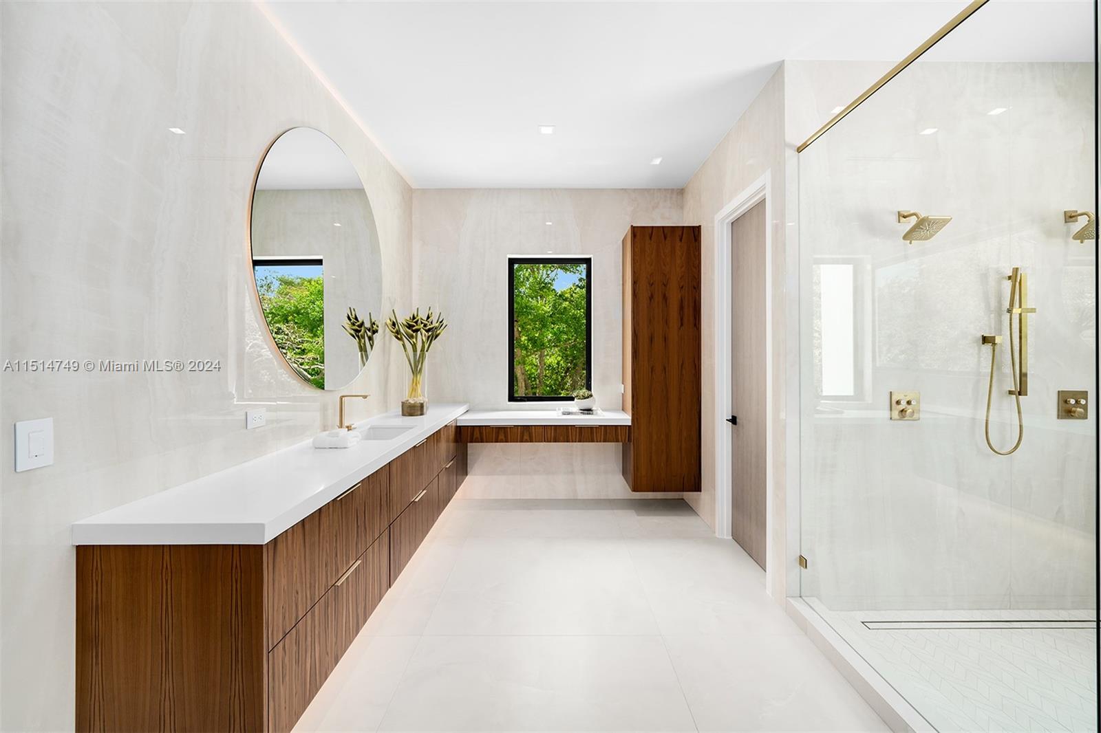 PINE ACRES ESTS - Residential