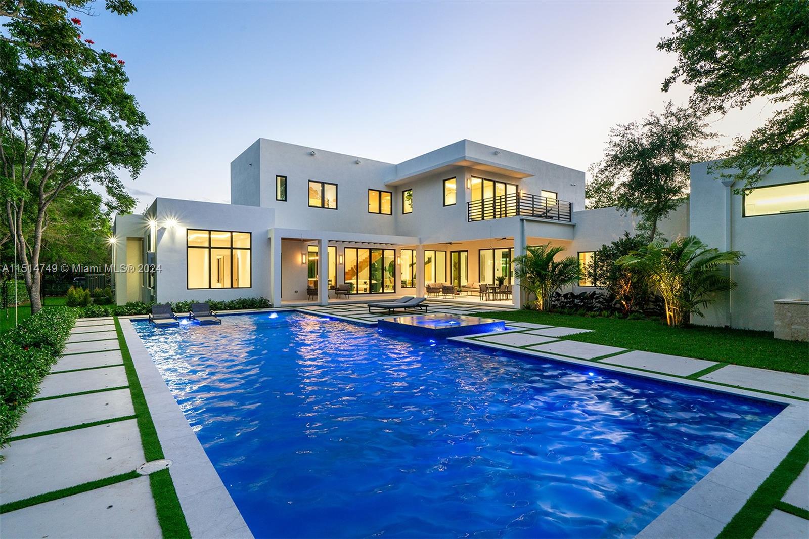 PINE ACRES ESTS - Residential