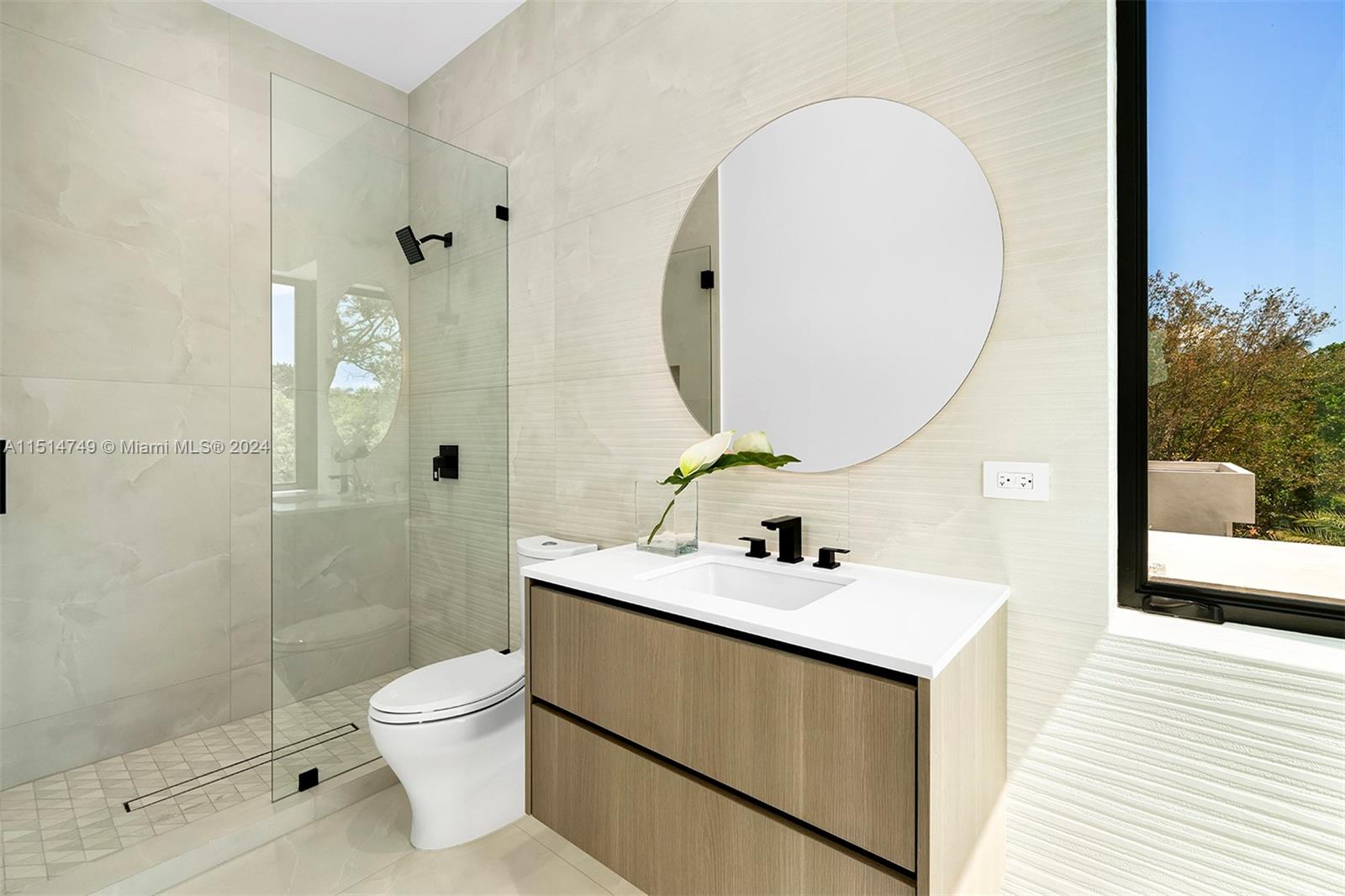 PINE ACRES ESTS - Residential