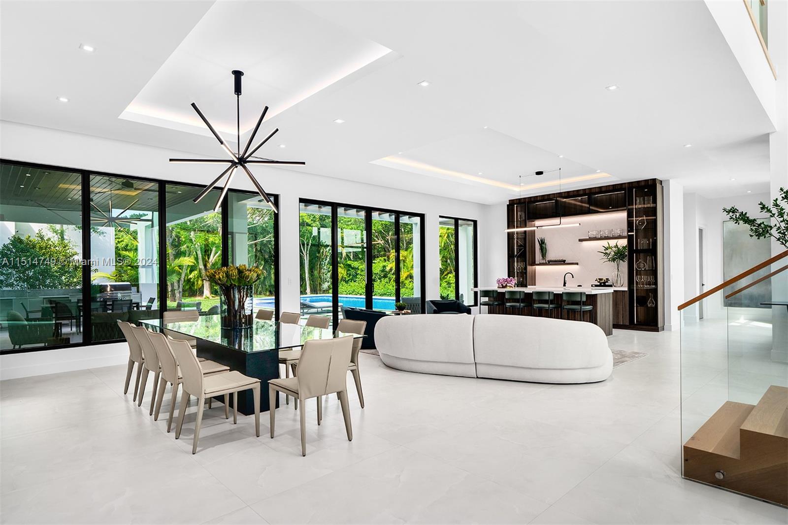 PINE ACRES ESTS - Residential