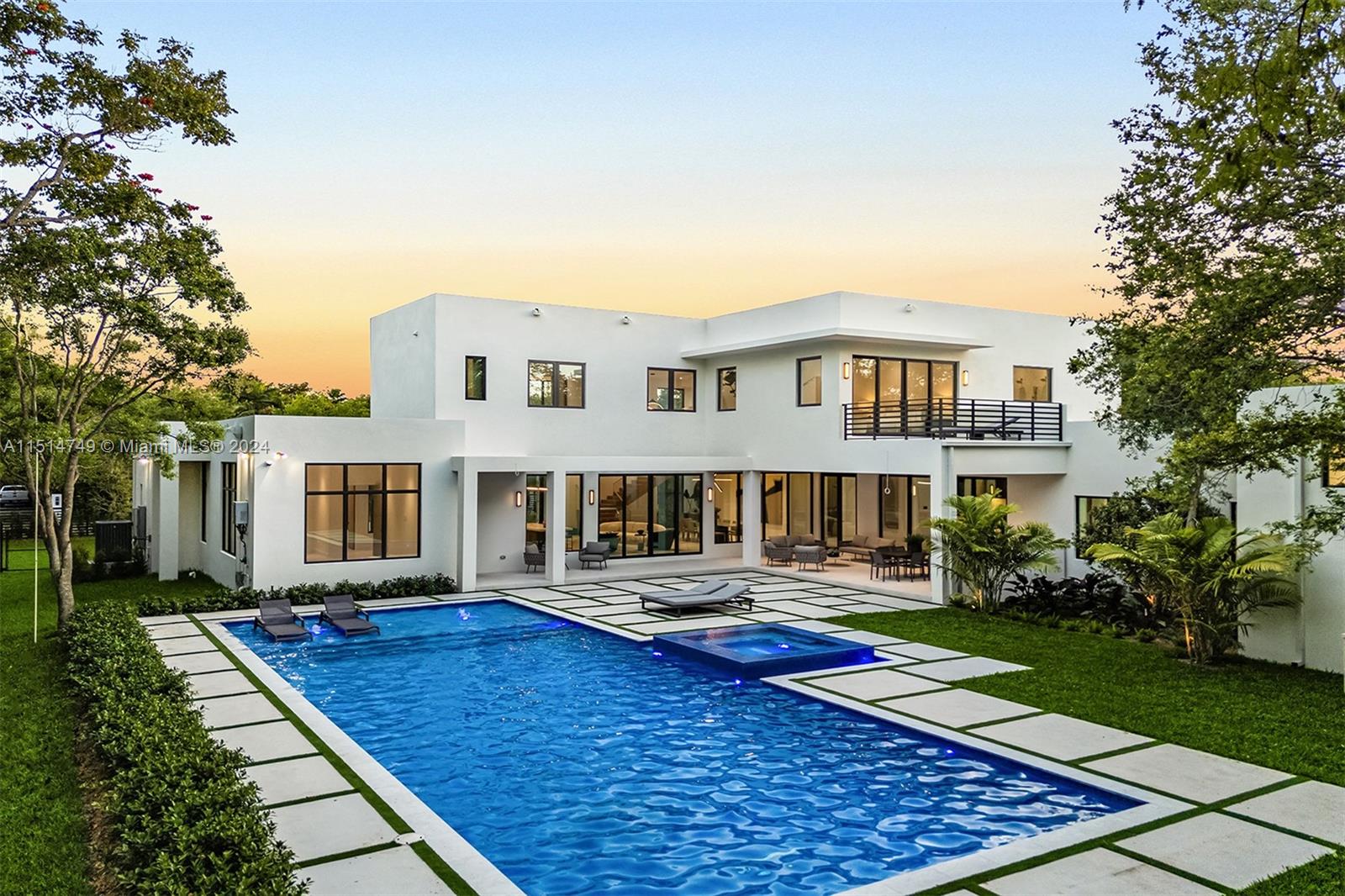 PINE ACRES ESTS - Residential