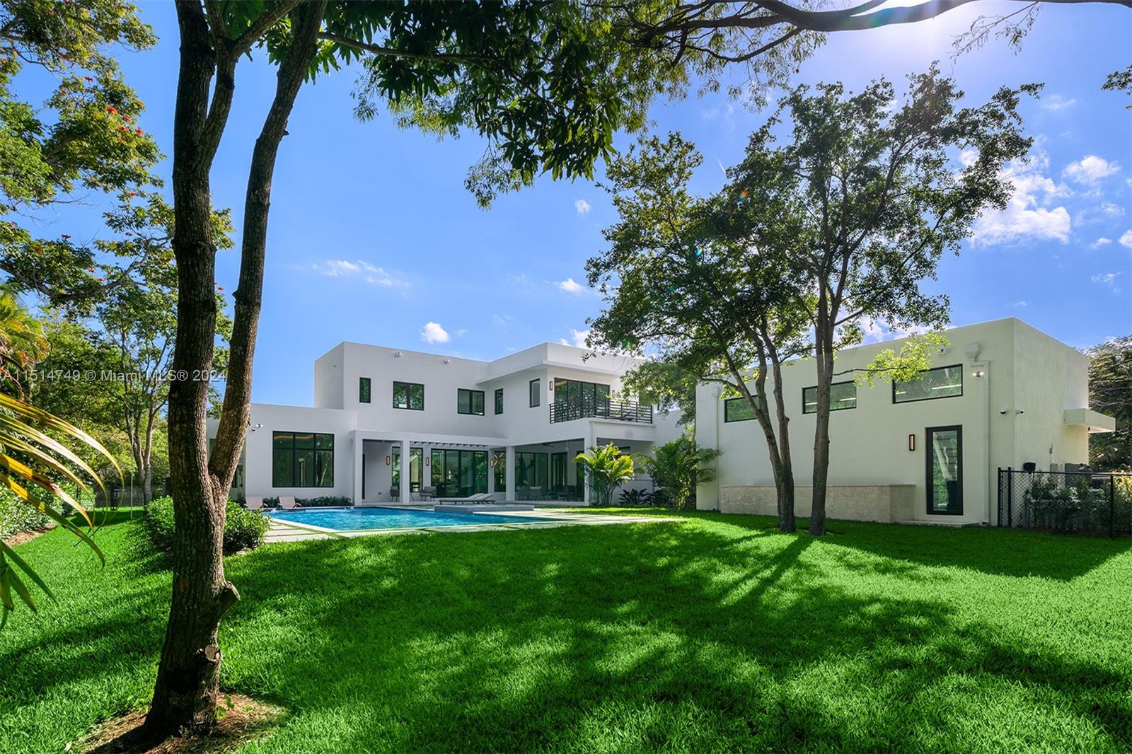 PINE ACRES ESTS - Residential