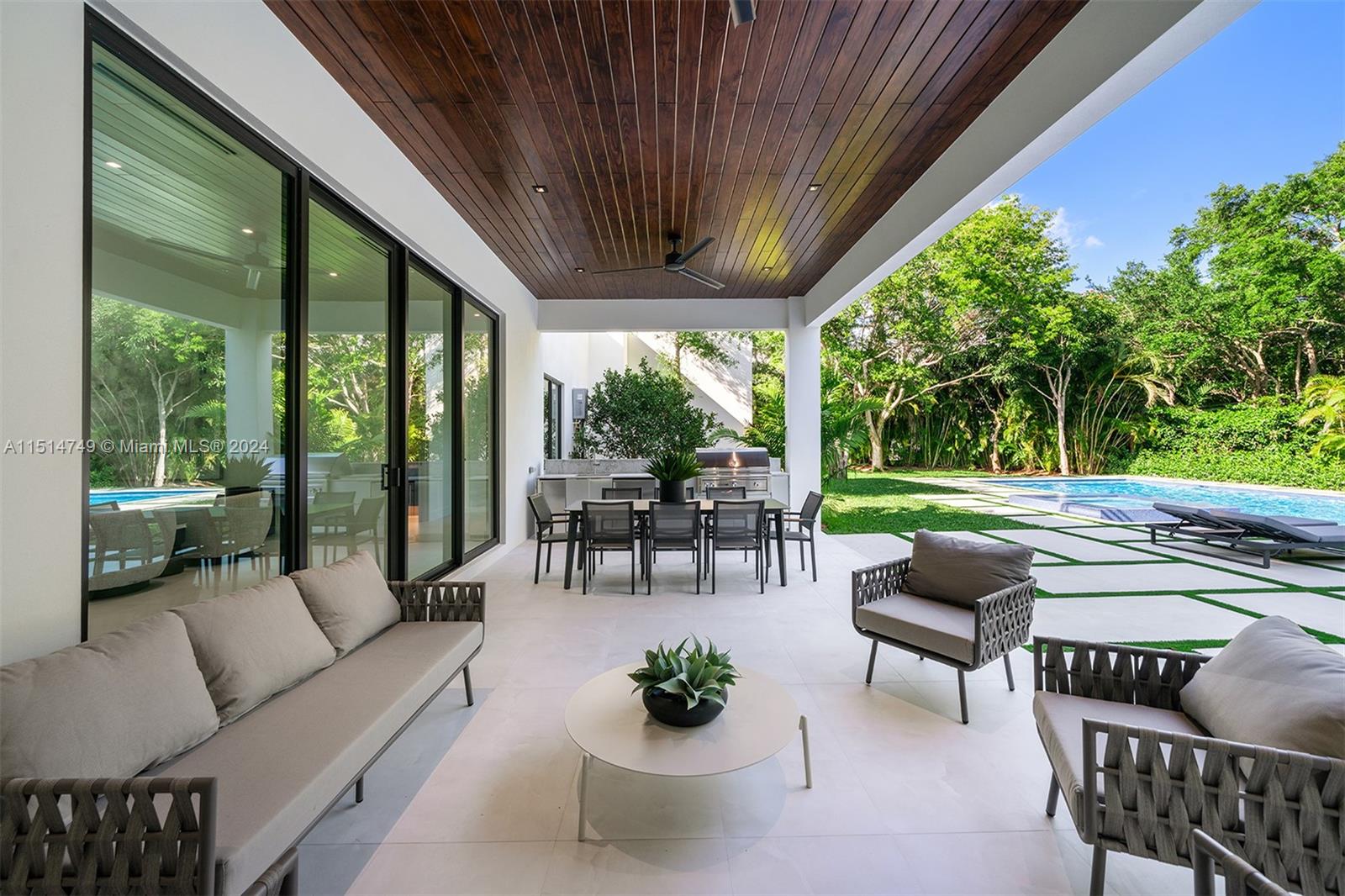 PINE ACRES ESTS - Residential