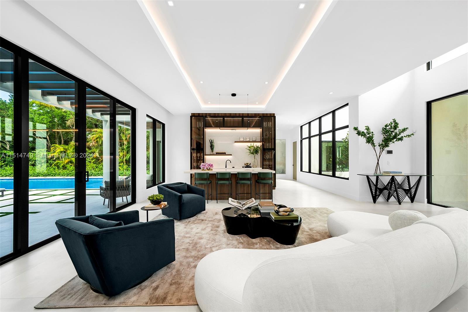 PINE ACRES ESTS - Residential