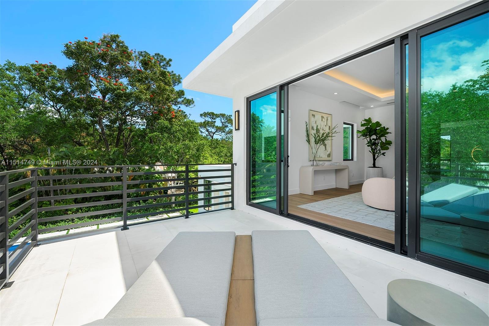 PINE ACRES ESTS - Residential