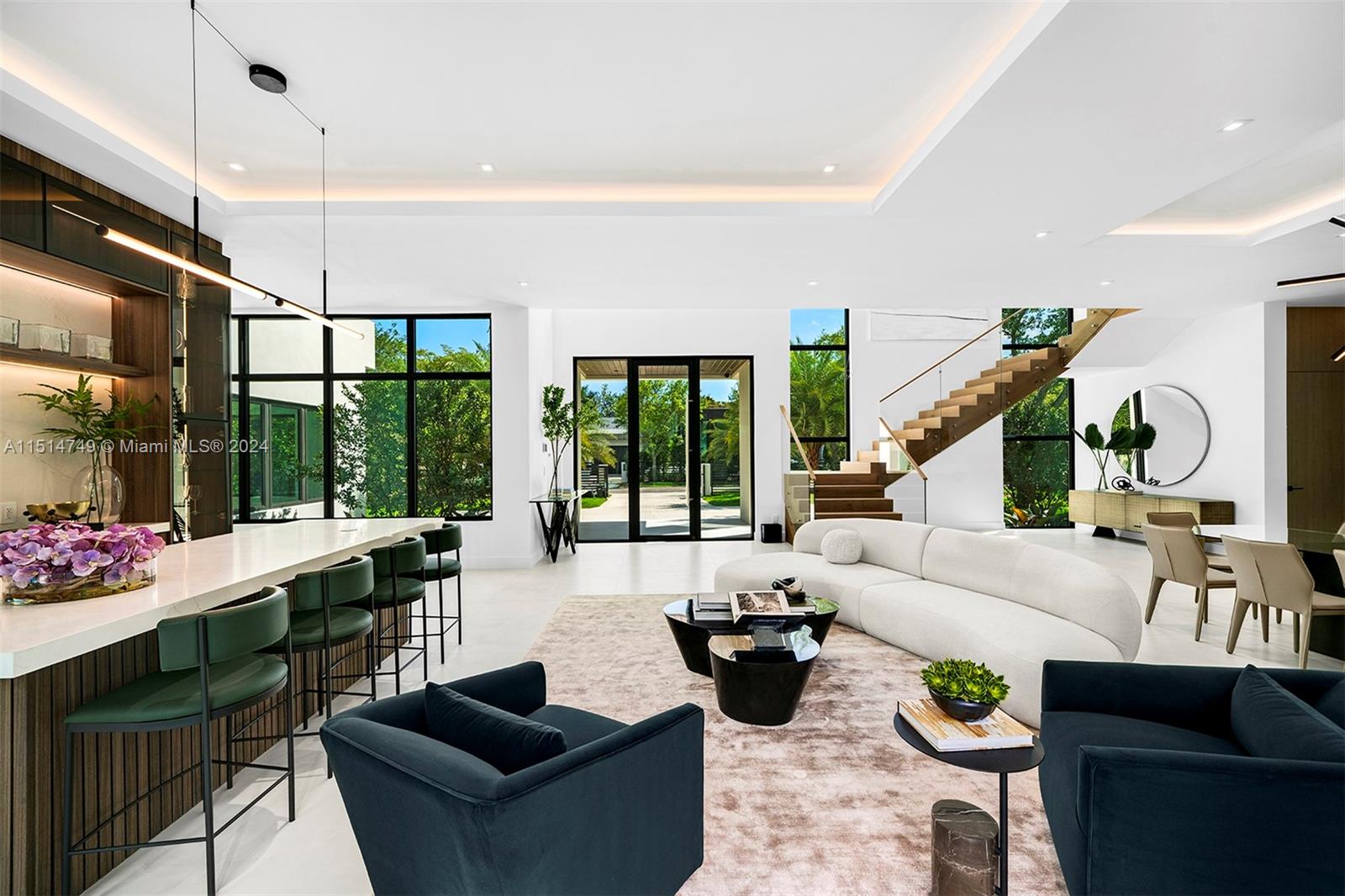 PINE ACRES ESTS - Residential