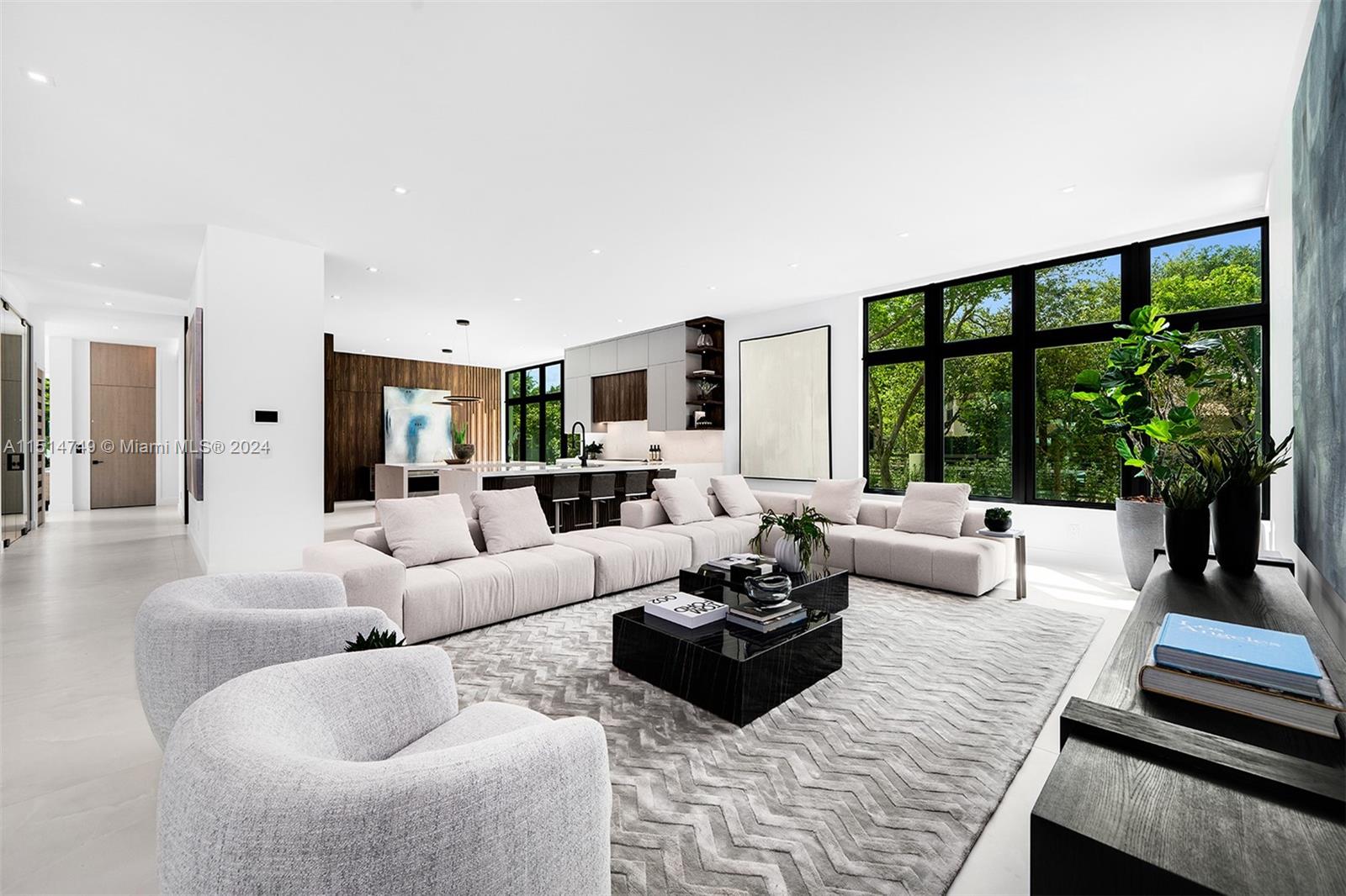 PINE ACRES ESTS - Residential