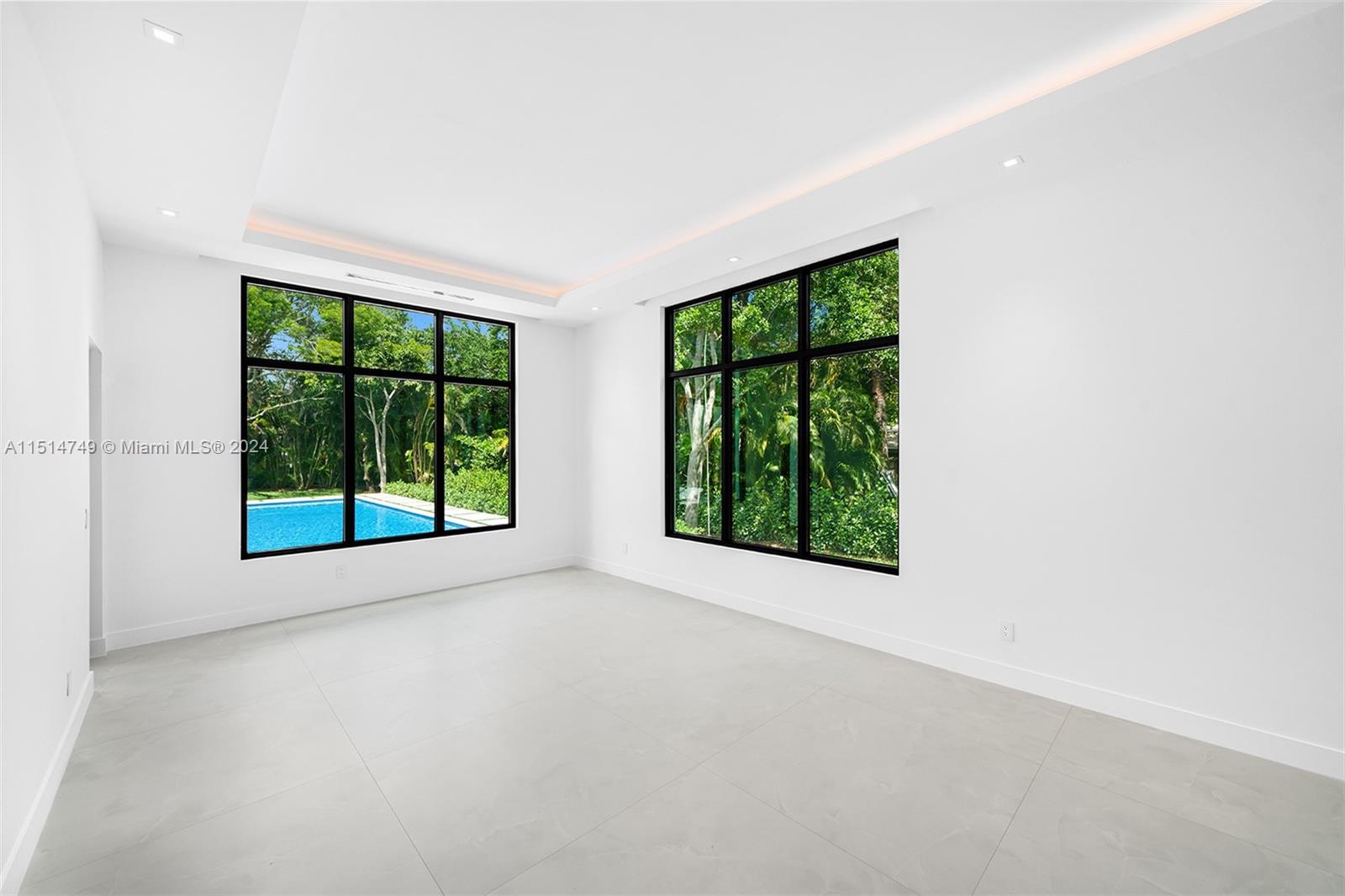 PINE ACRES ESTS - Residential