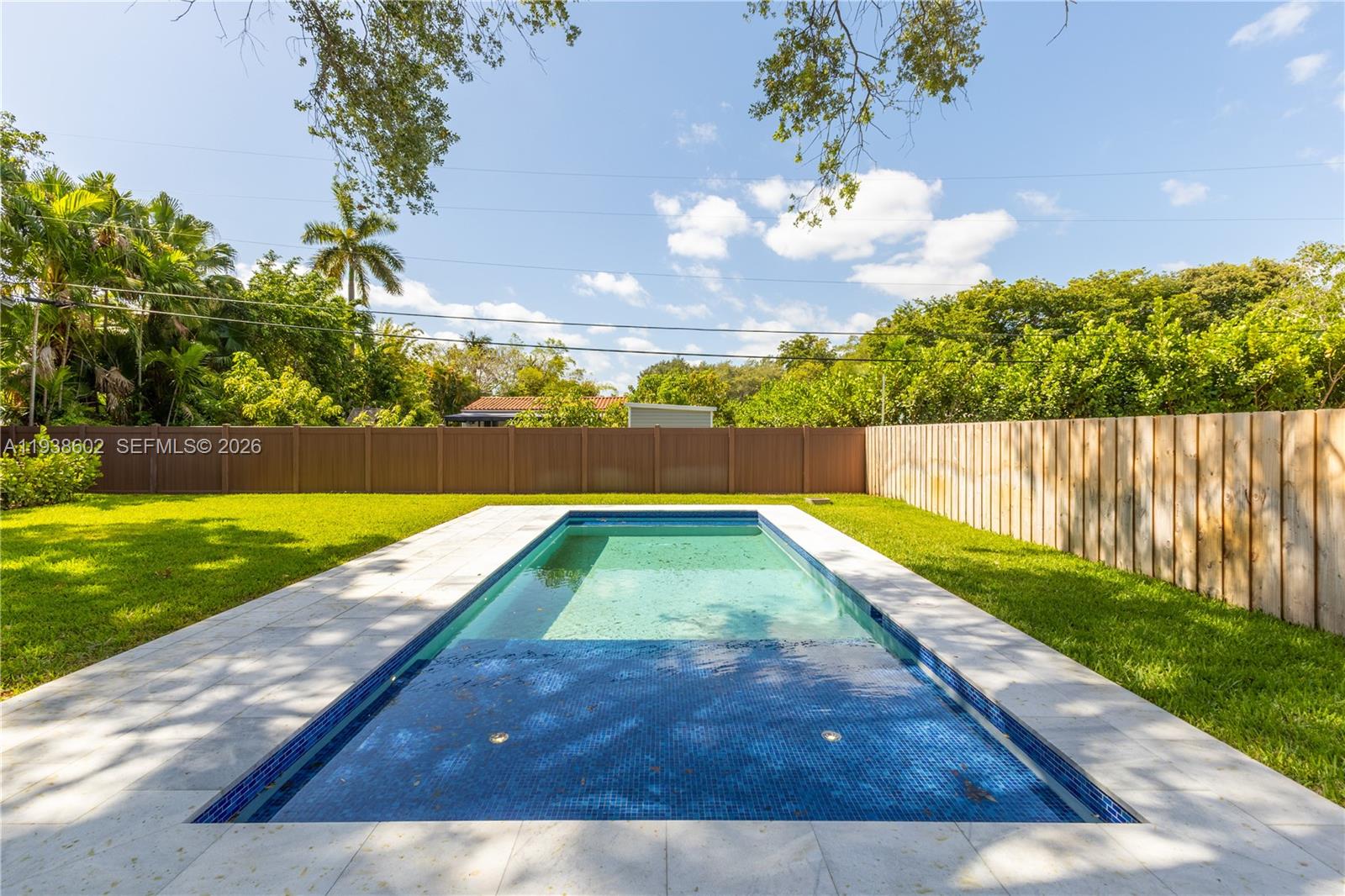 PRIORS 1ST ADDN TO BISCAY - Residential