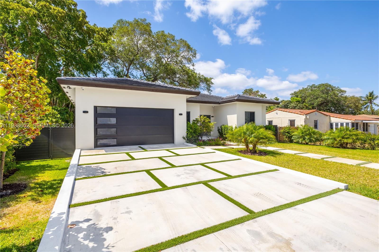 PRIORS 1ST ADDN TO BISCAY - Residential