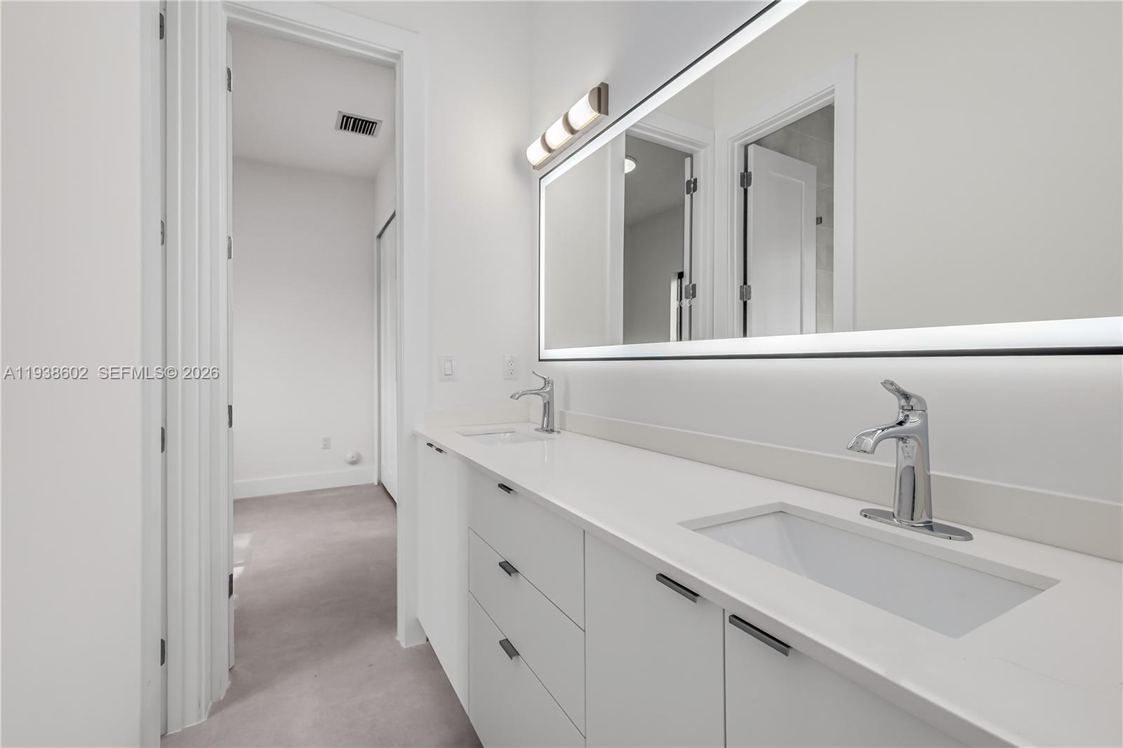 PRIORS 1ST ADDN TO BISCAY - Residential