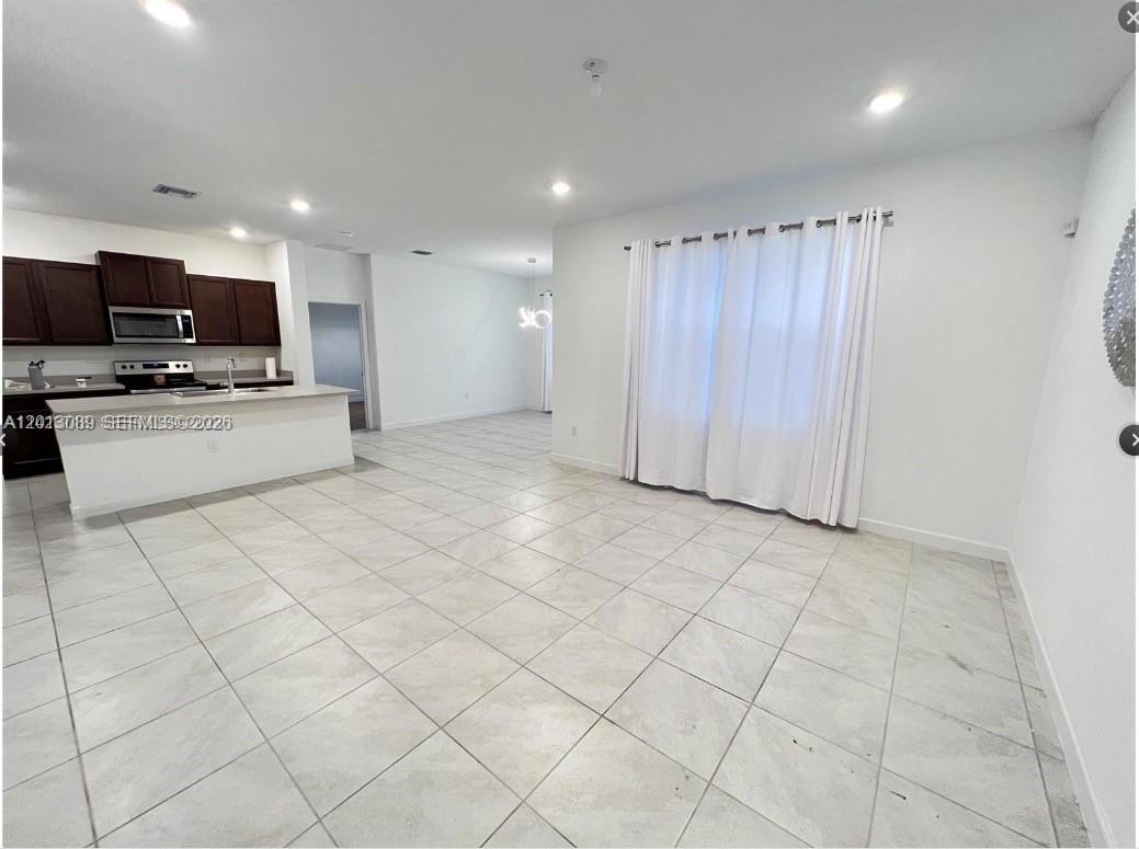 MOODY DRIVE HOMES - Residential Lease