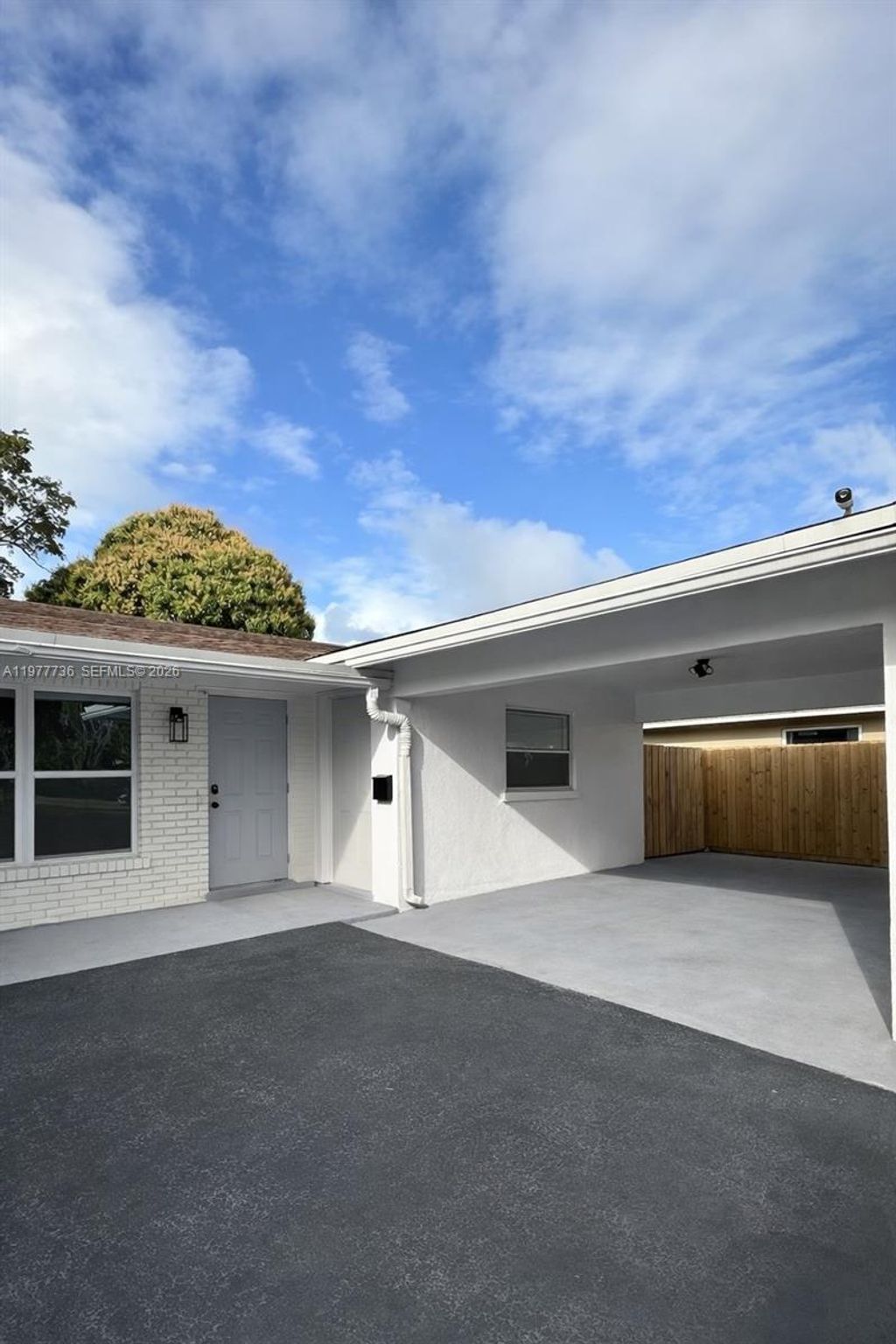 Photo of 1675 NE 45th St #1681, Oakland Park, FL 33334 (MLS # A11977736)