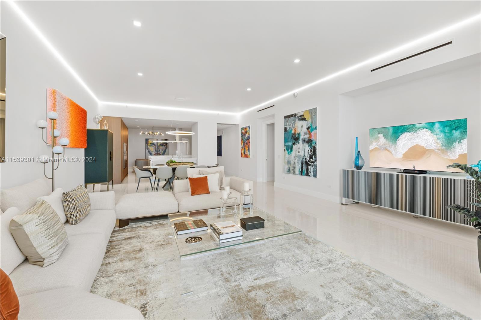 NORTH BISCAYNE BEACH AMEN - Residential