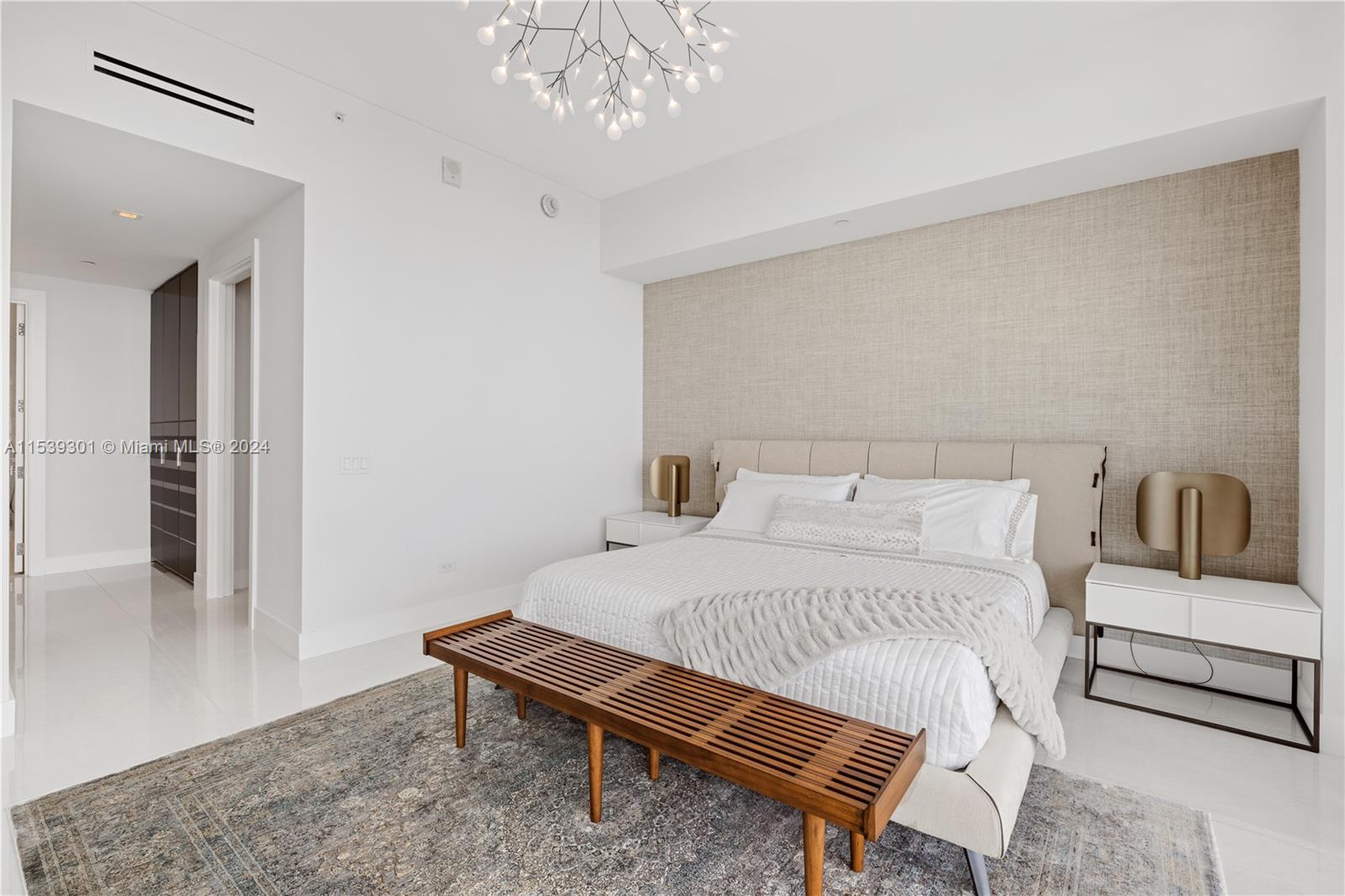 NORTH BISCAYNE BEACH AMEN - Residential