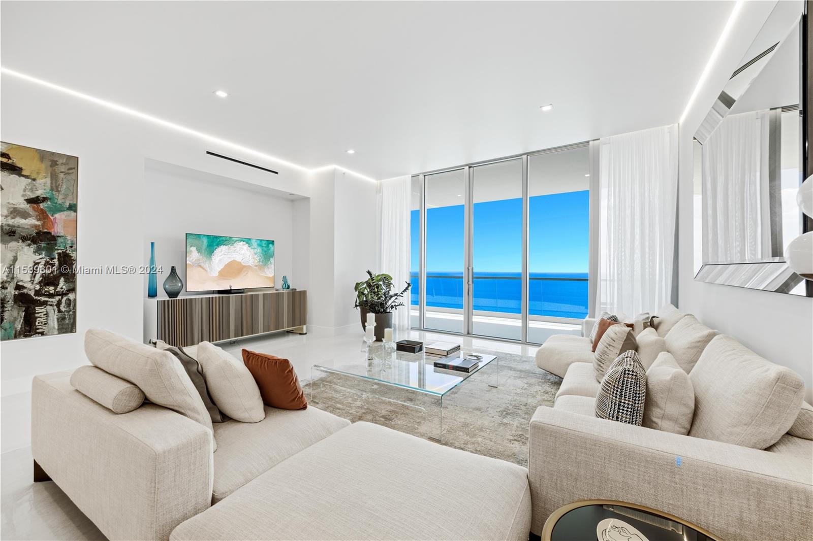 NORTH BISCAYNE BEACH AMEN - Residential
