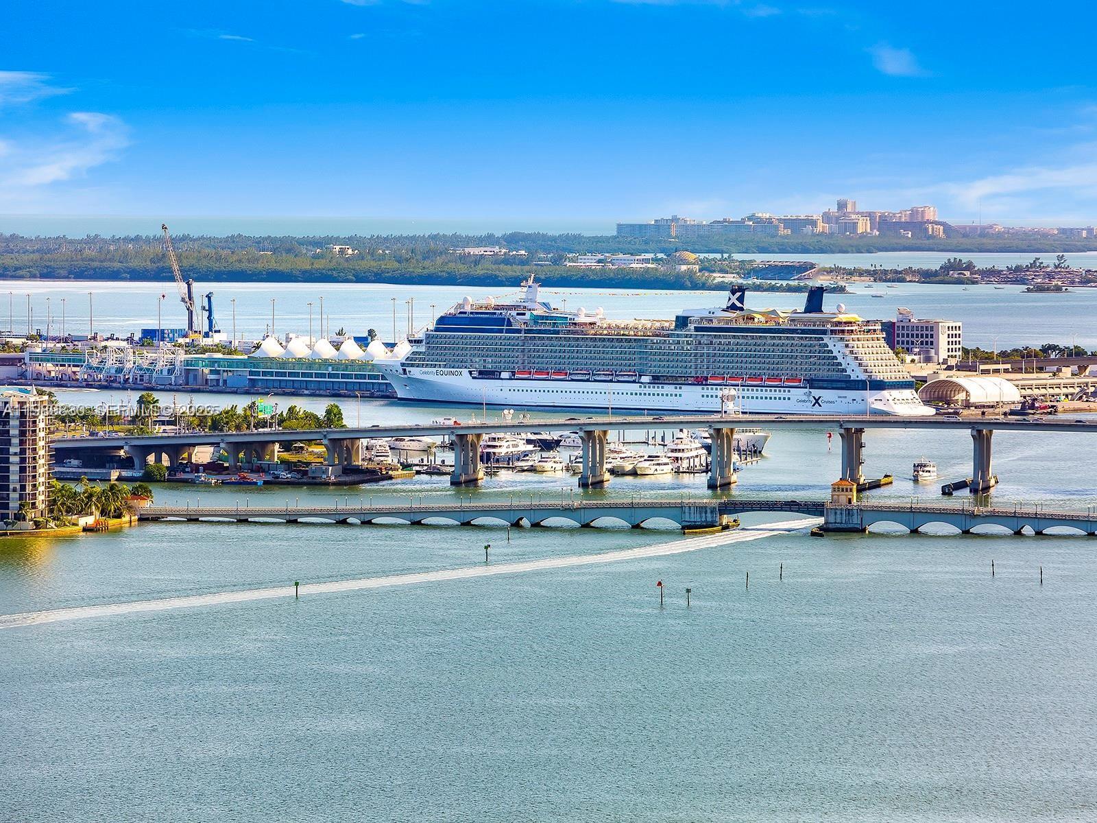 3131 NE 7th Ave 1703