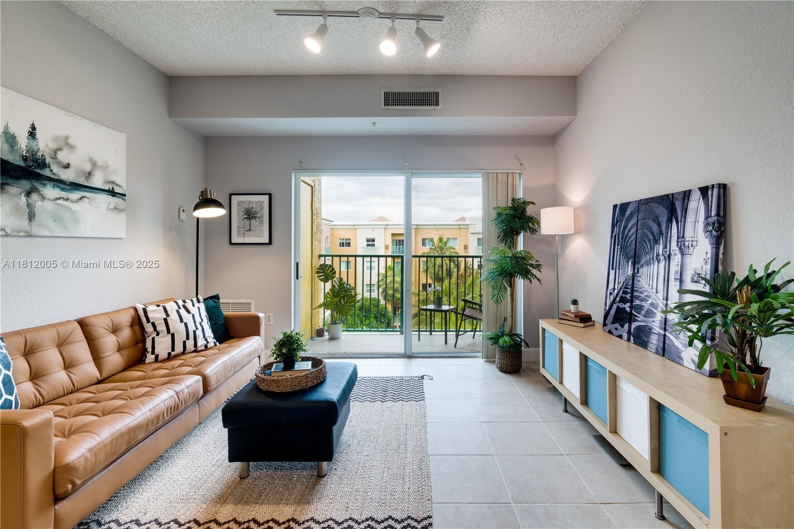 Rental Property at 6001 Sw 70th St 632, South Miami, Miami-Dade County, Florida - Bedrooms: 4 
Bathrooms: 3  - $5,600 MO.