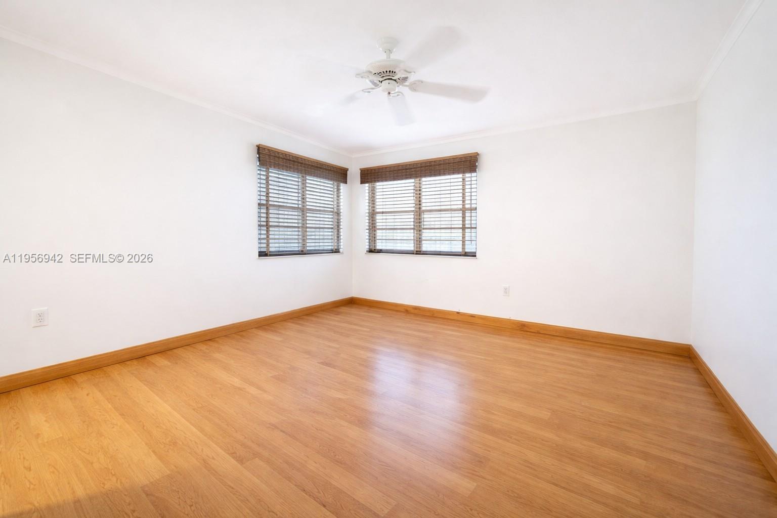 18TH HOLE AT INVERRARY CO - Residential