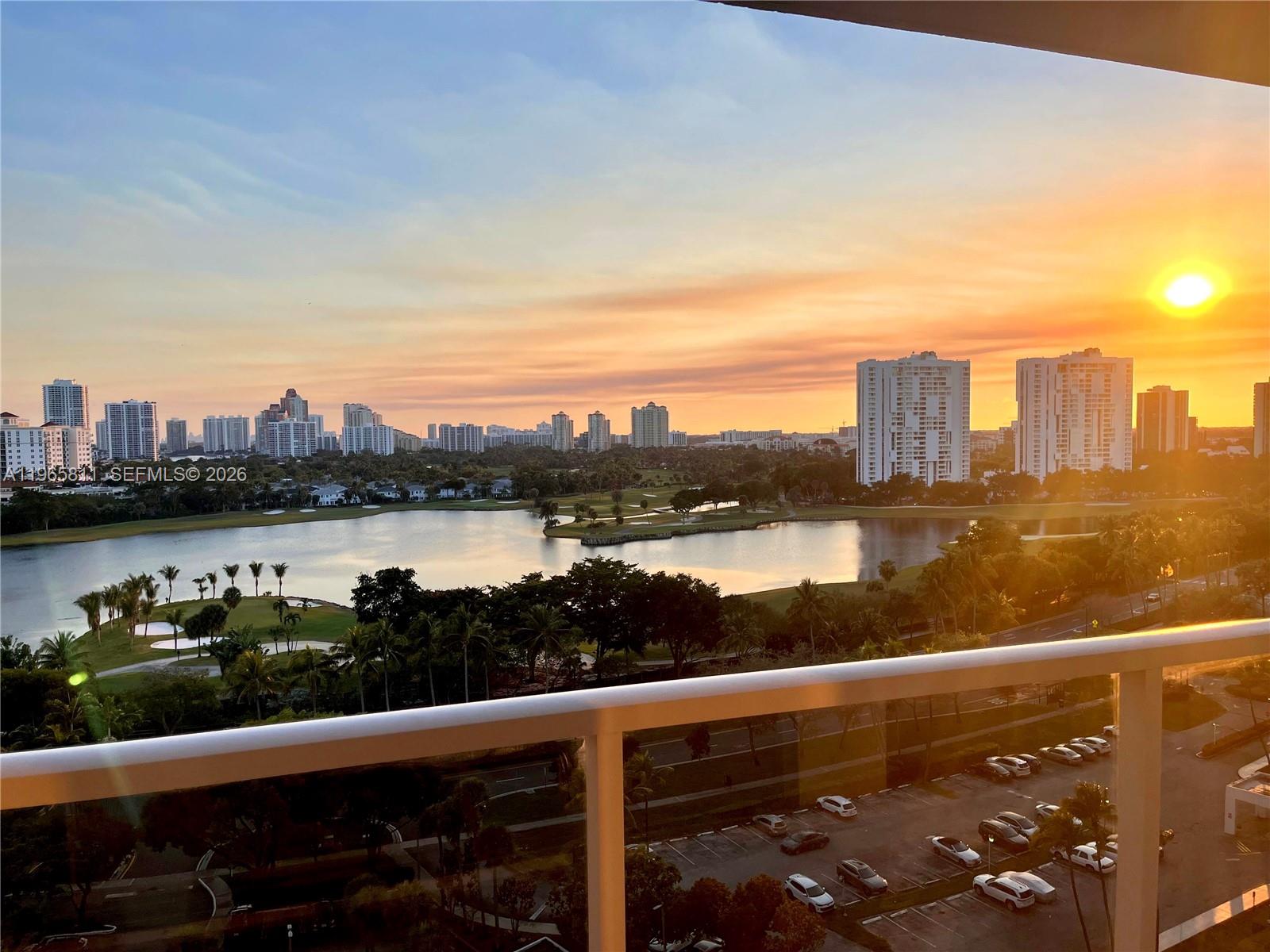 FLAMENCO CONDO TOWER I - Residential