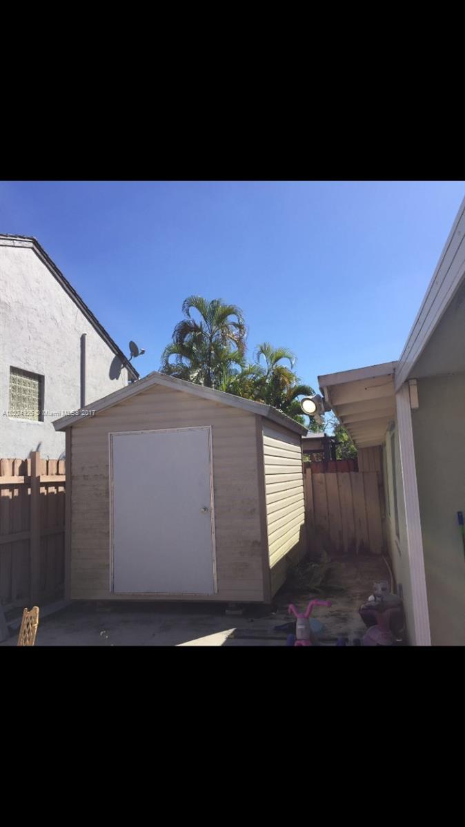 Twin Chalets Internationa - Residential Lease