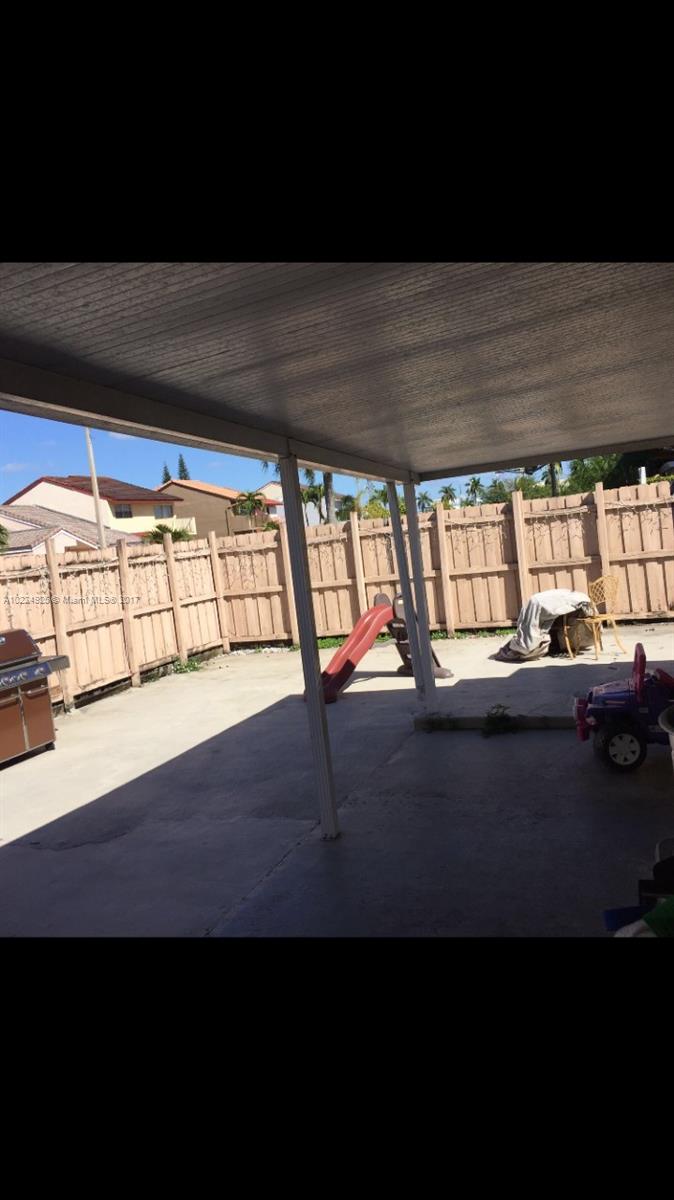 Twin Chalets Internationa - Residential Lease