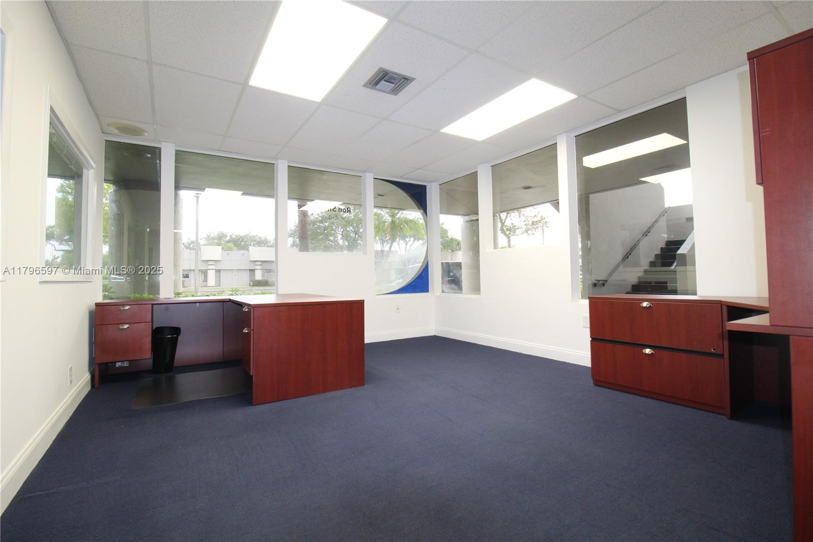 10011 Pines Blvd 102