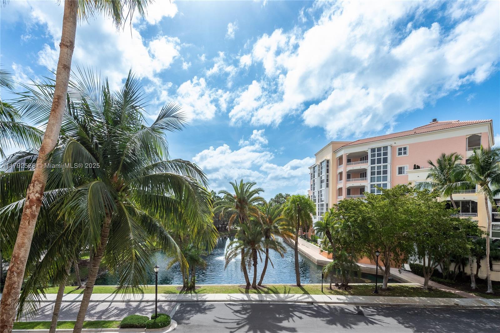 765 Crandon Blvd 211, Key Biscayne, Miami-Dade County, Florida - 3 Bedrooms  
3 Bathrooms - 