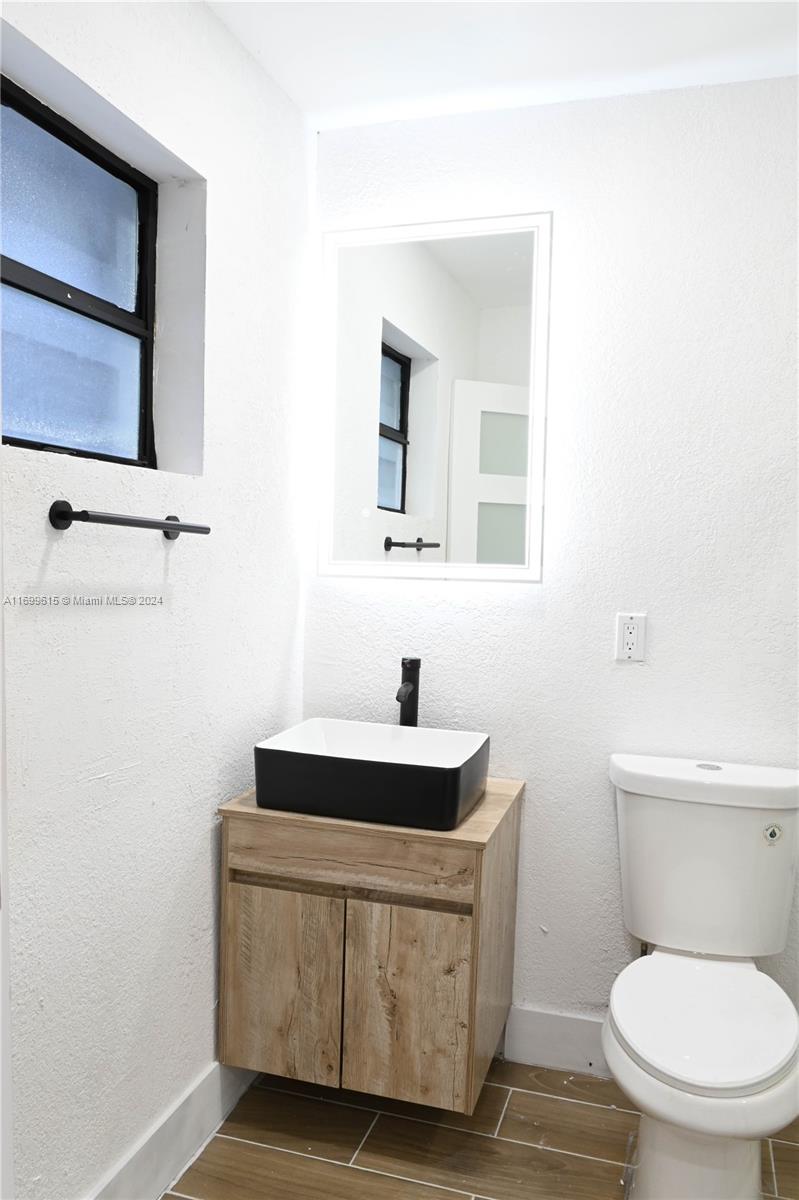 LAST CHANCE VILLAGE - Residential