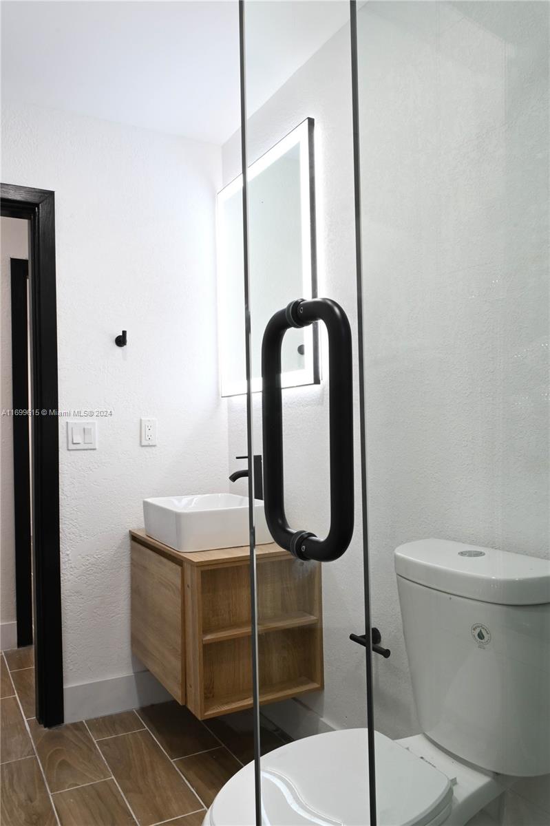 LAST CHANCE VILLAGE - Residential