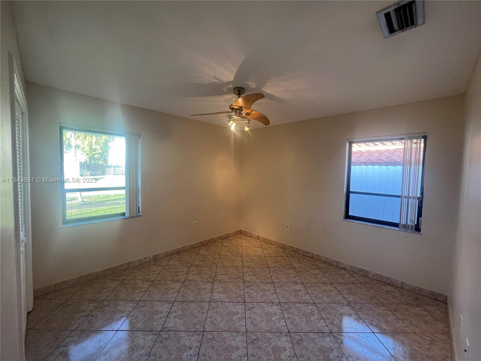 CLASCA-ROBAINA SUB - Residential Lease