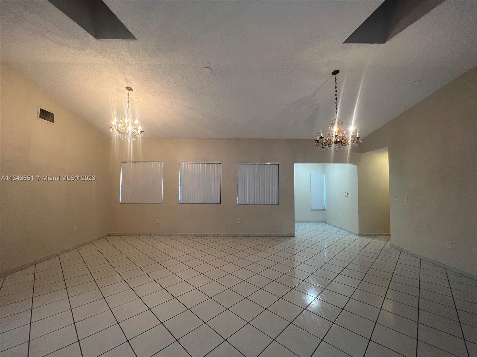 CLASCA-ROBAINA SUB - Residential Lease