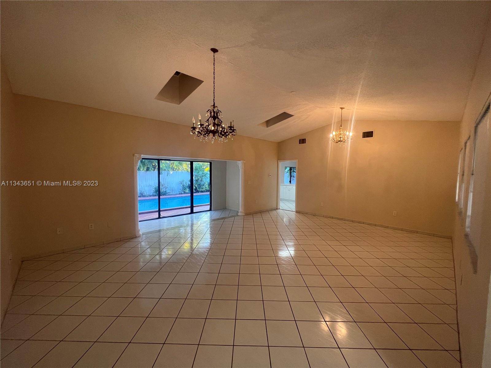 CLASCA-ROBAINA SUB - Residential Lease