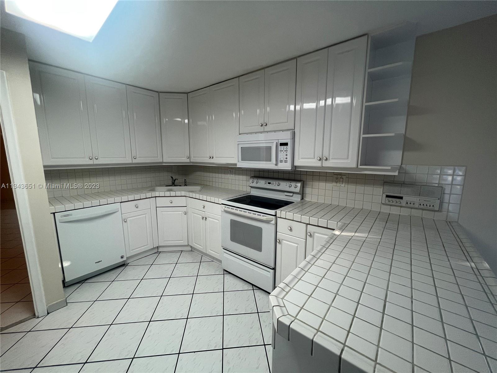 CLASCA-ROBAINA SUB - Residential Lease