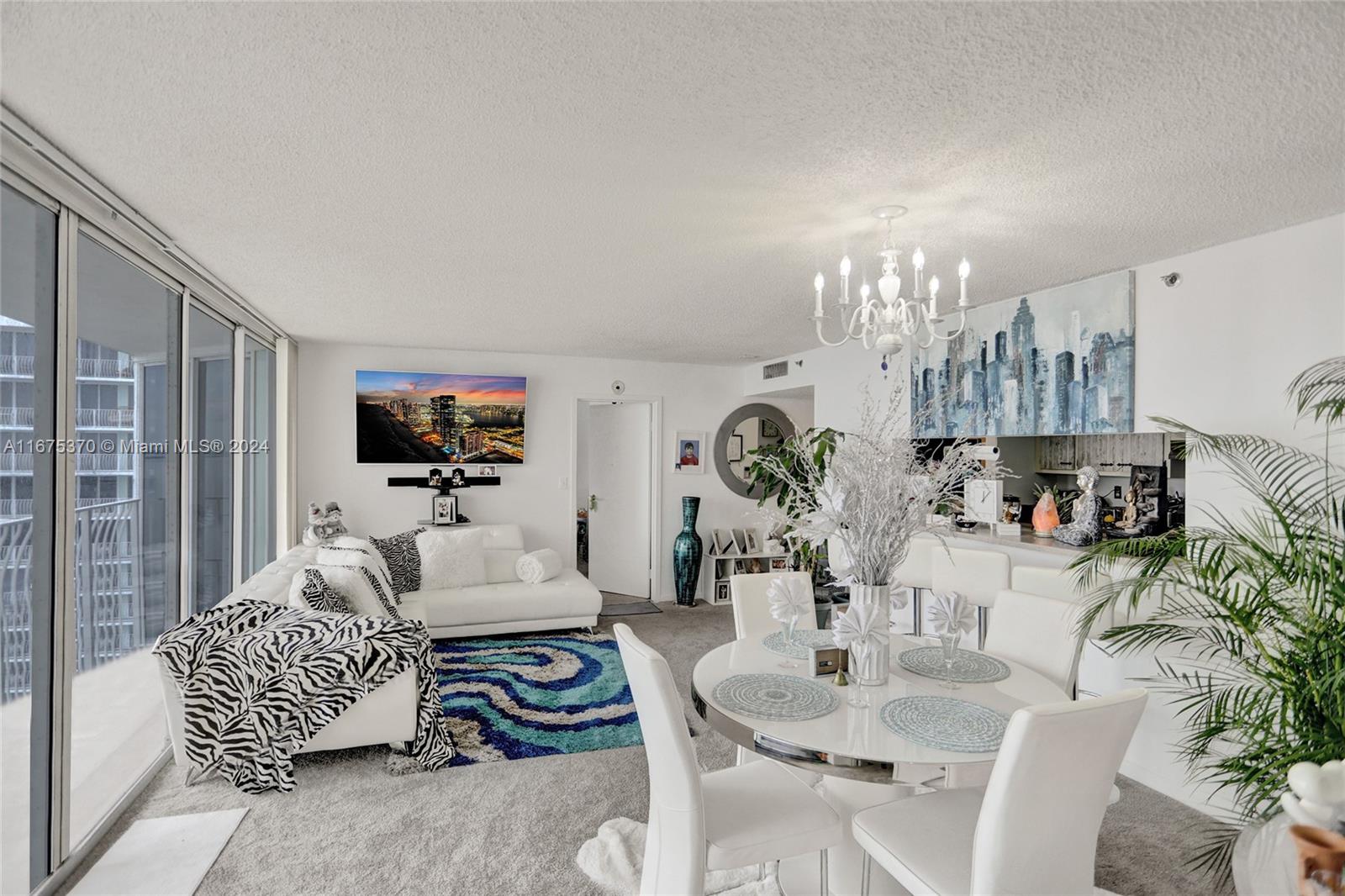 7601 E Treasure Dr 2421