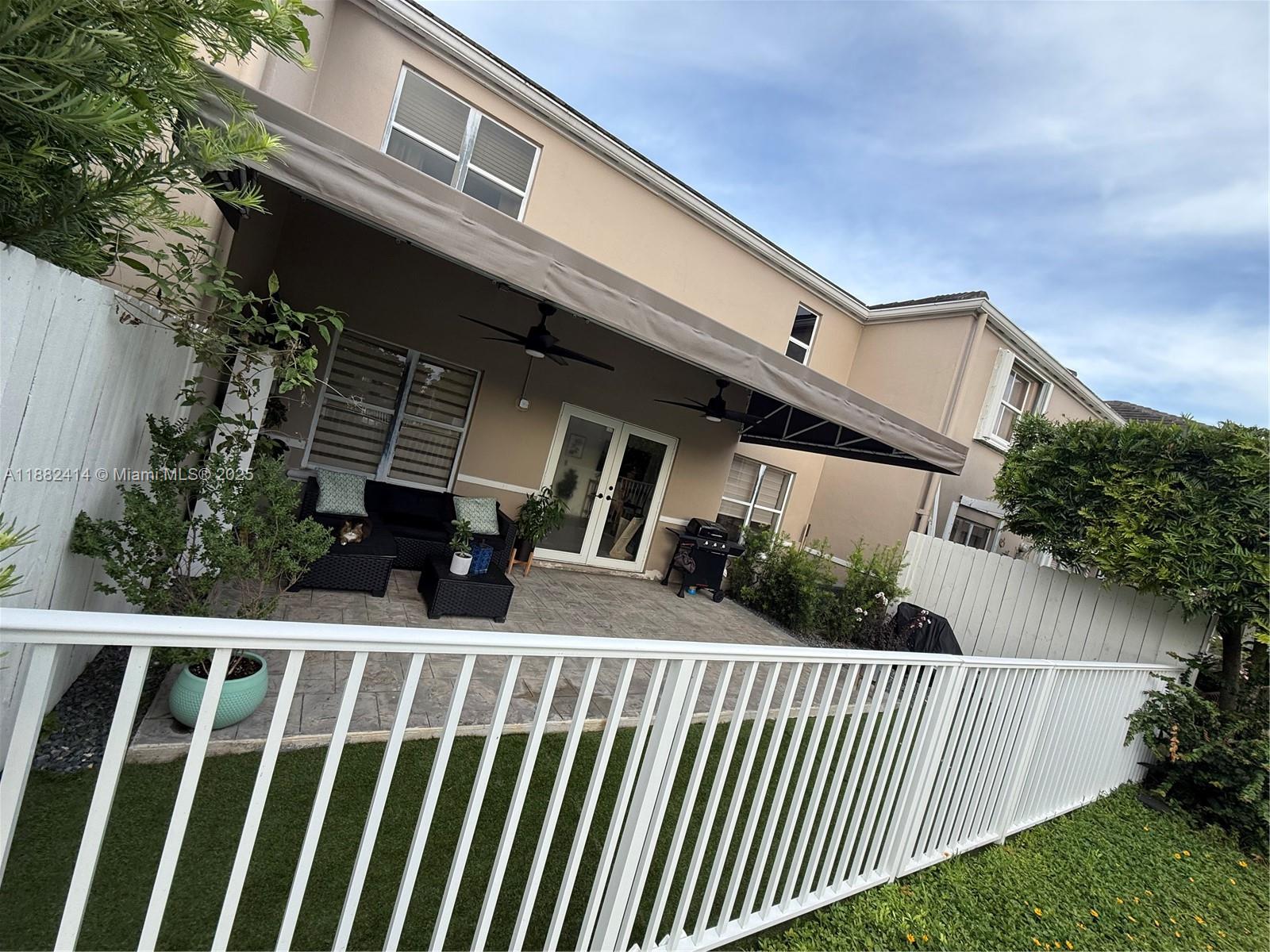 5460 SW 70th Pl N 5460