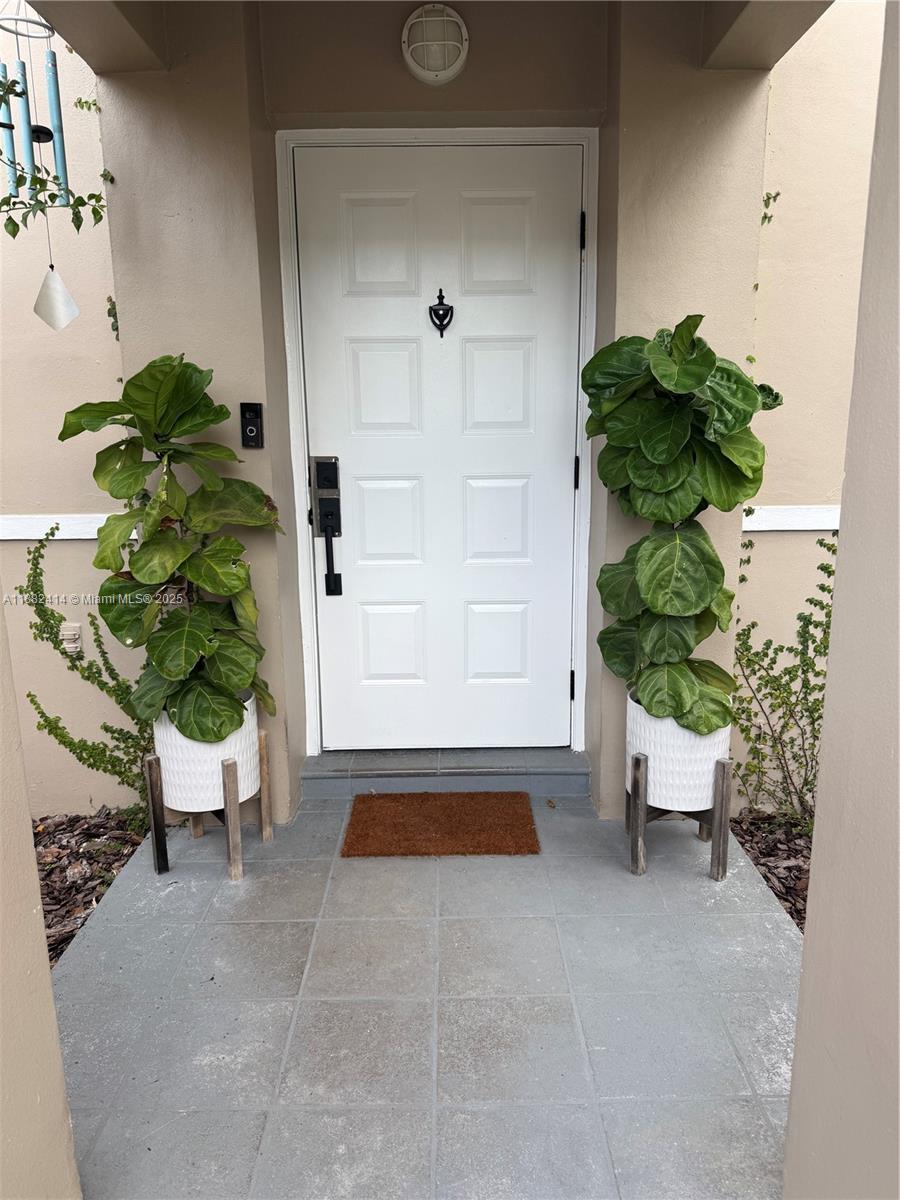 5460 SW 70th Pl N 5460