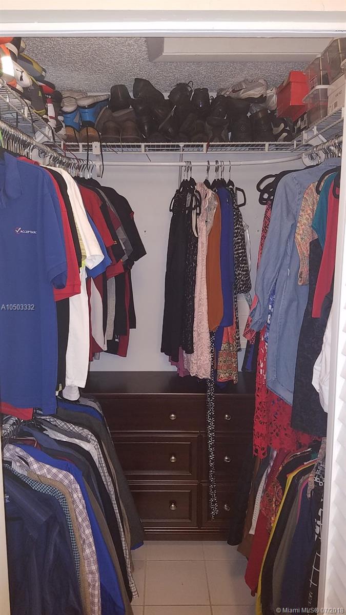 LAKES BY THE BAY SEC 9 AM - Residential Lease