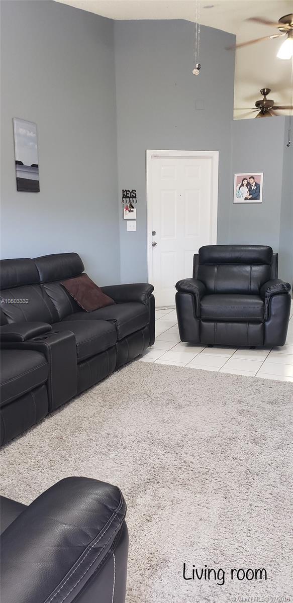 LAKES BY THE BAY SEC 9 AM - Residential Lease